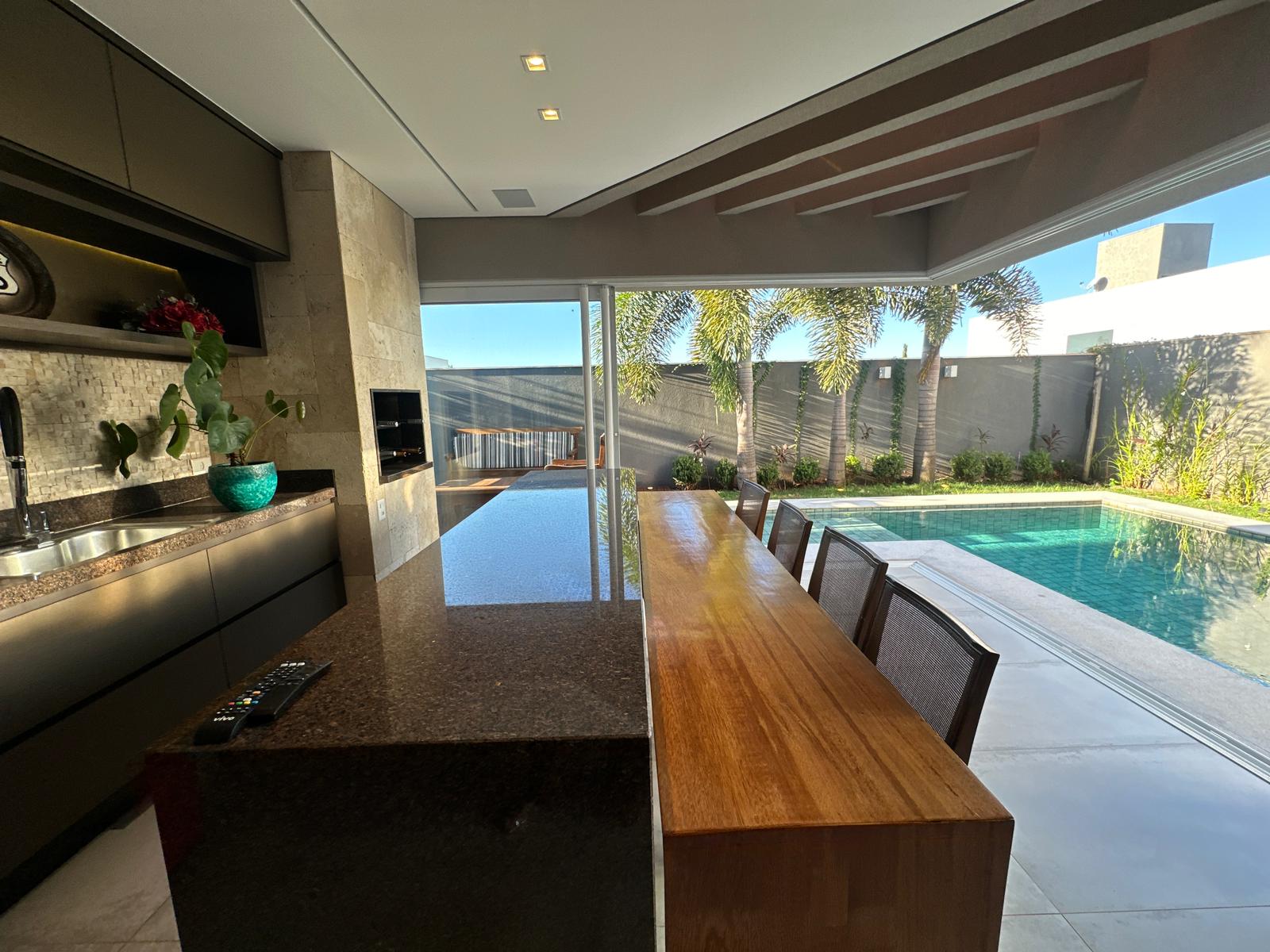 b211b815-be69-4faf-91bd-ce067fa54005