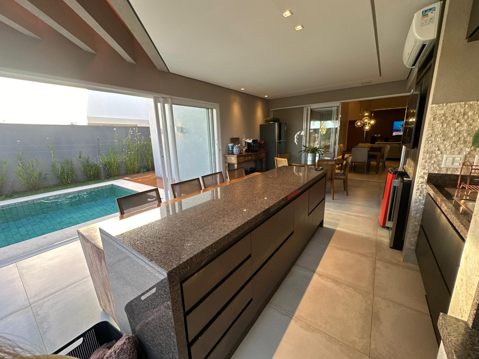 e5572798-6374-49a9-82da-195795fd2358