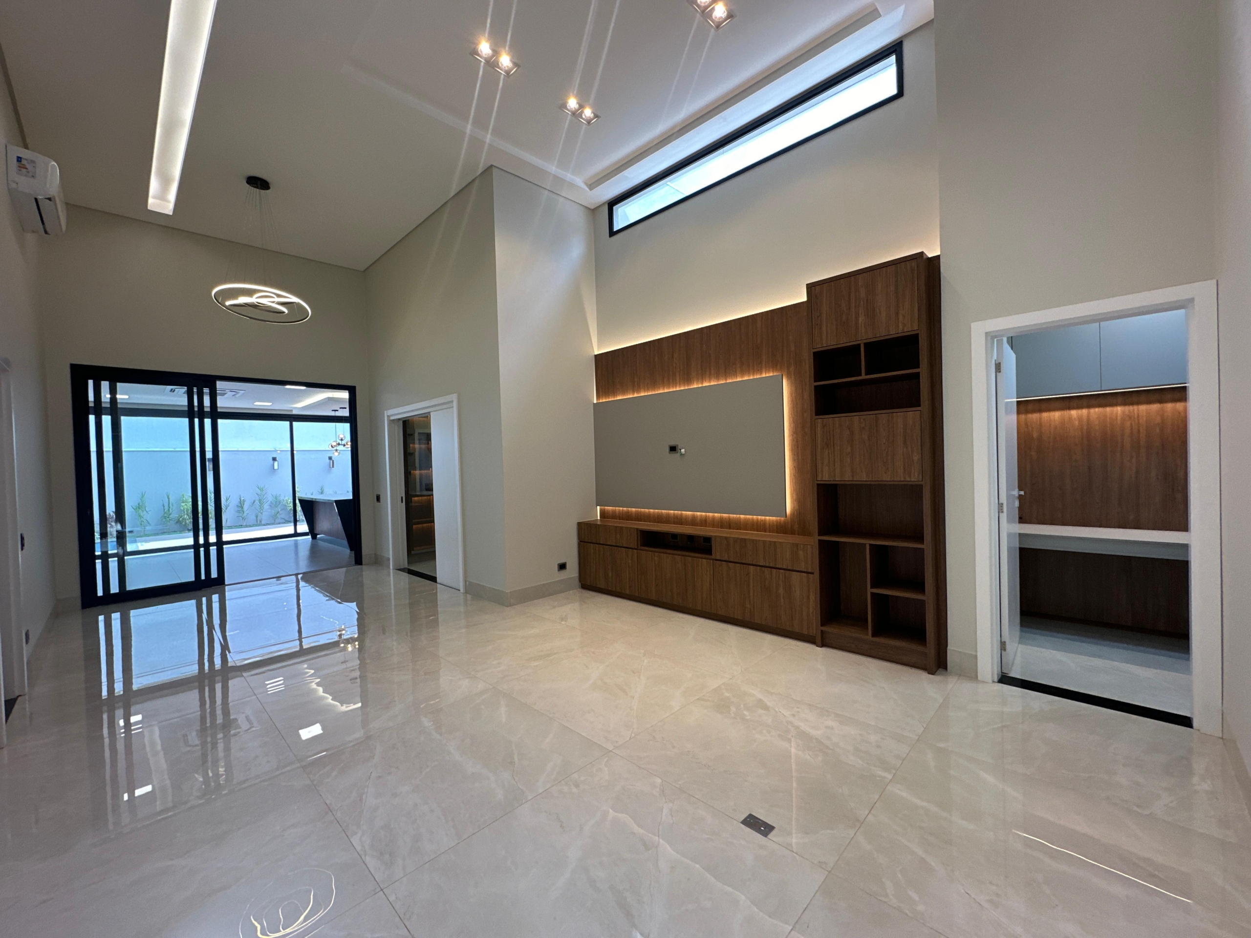 11665d90-c7ae-43a4-a767-a861f4be4f31