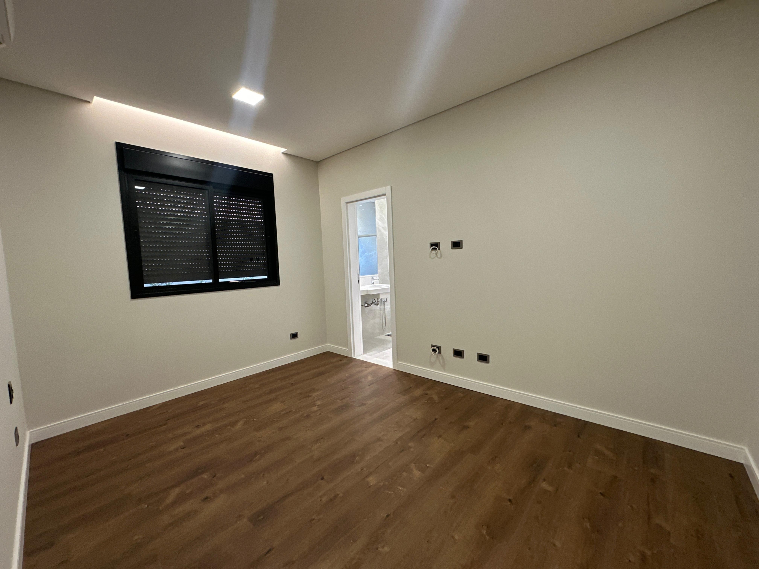 7e3f410a-d1ea-42ac-bf49-c632f0f42bc7