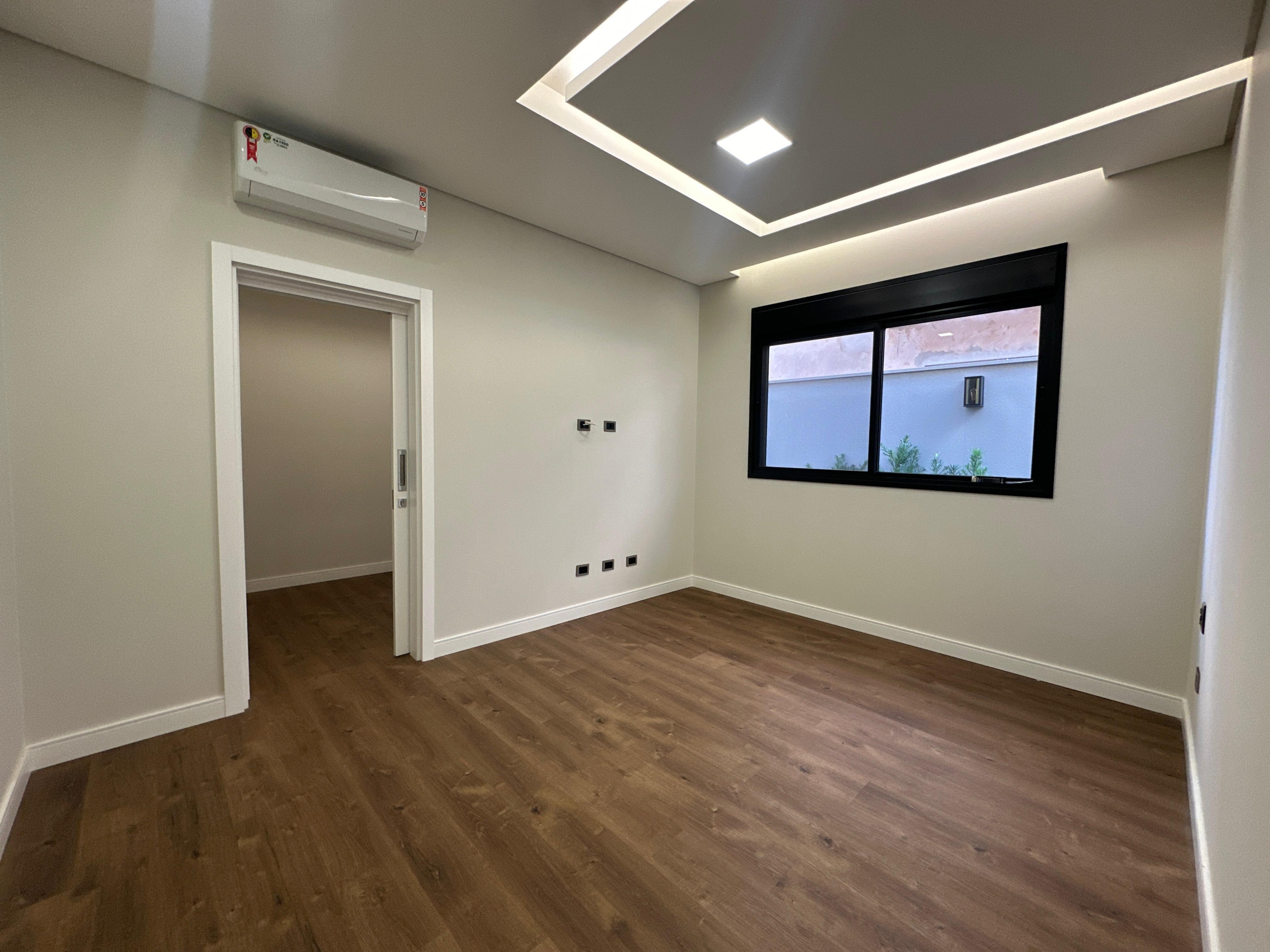 c8a0462d-fbfd-4c83-8428-e2f01df7d264