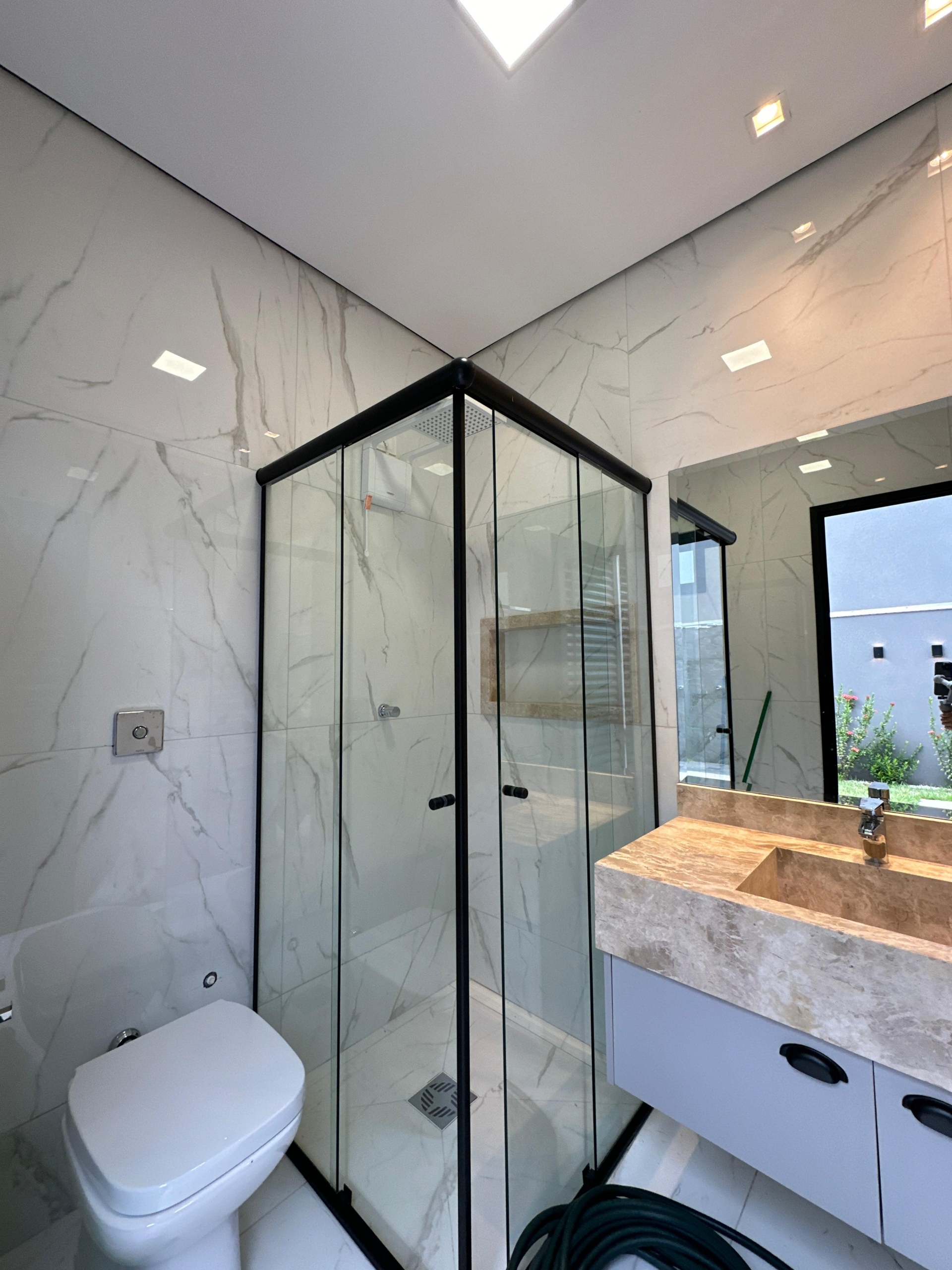 03ed05ca-7393-4dd4-bdb4-02490125e628