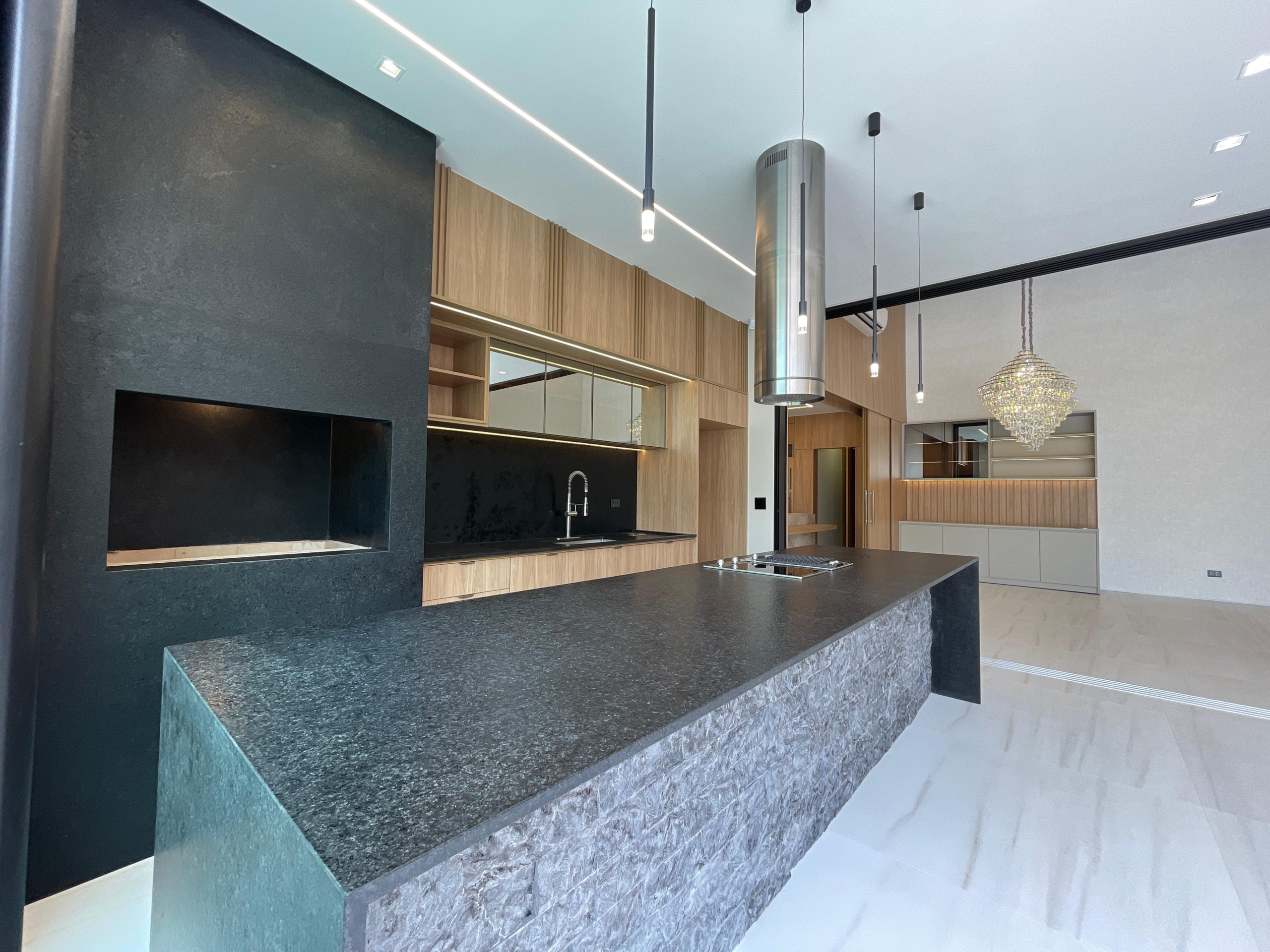 19b5fb2d-ad25-4ab4-8de6-f3772594766d