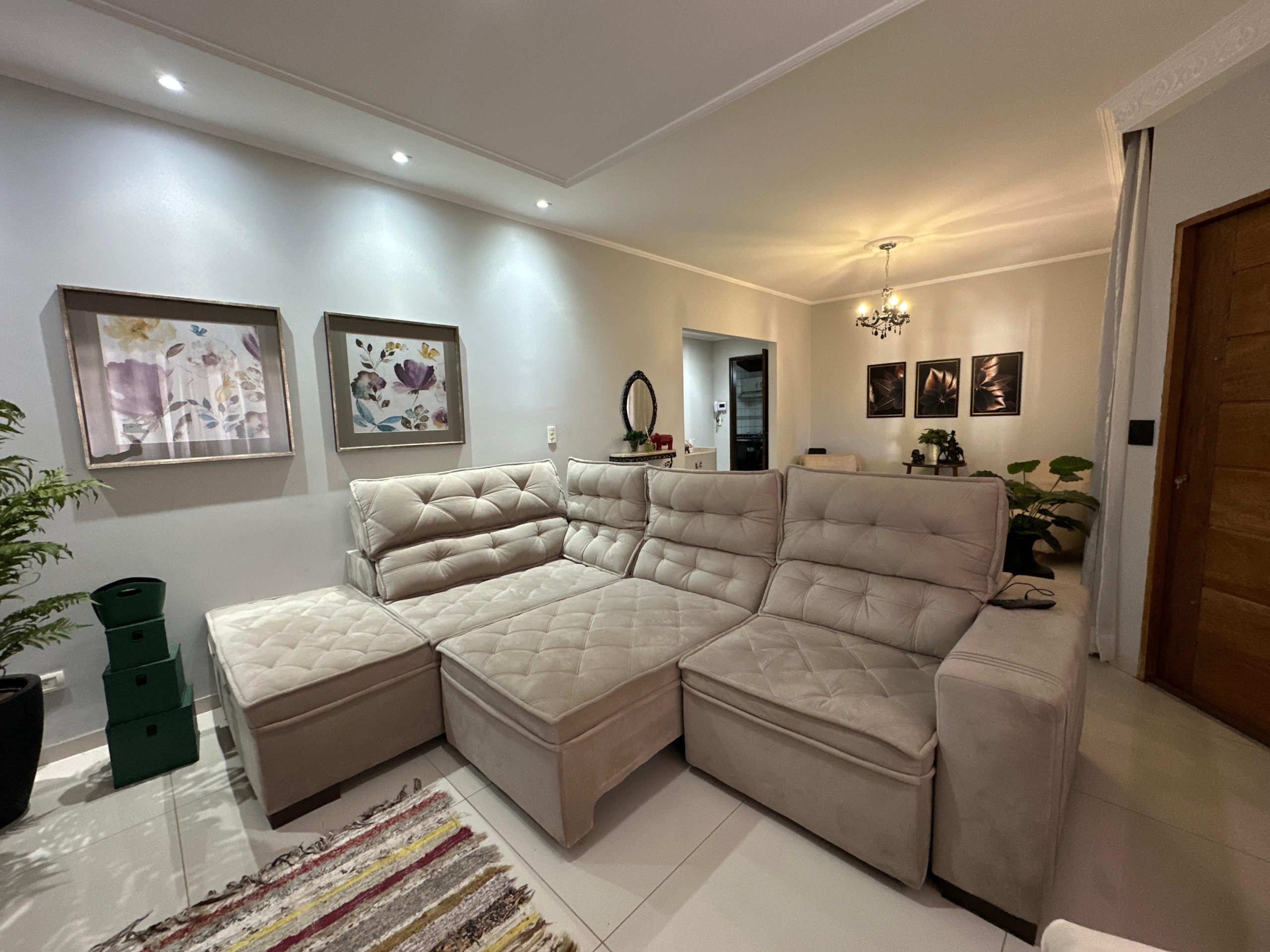 1c2dacce-f5d6-4bfc-8167-017149400c7e