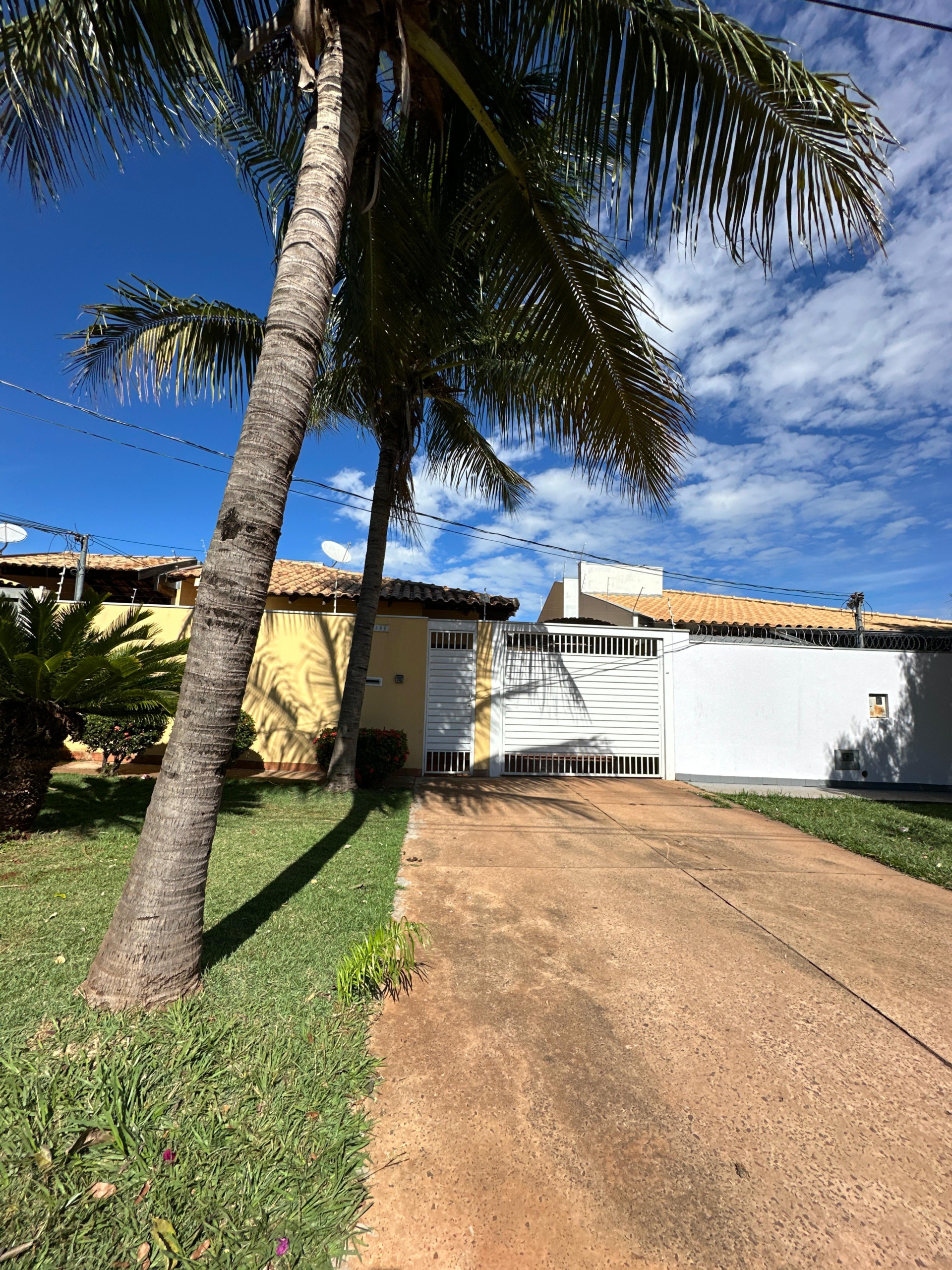 201f4f02-9989-4d76-9aa7-79689523e43e