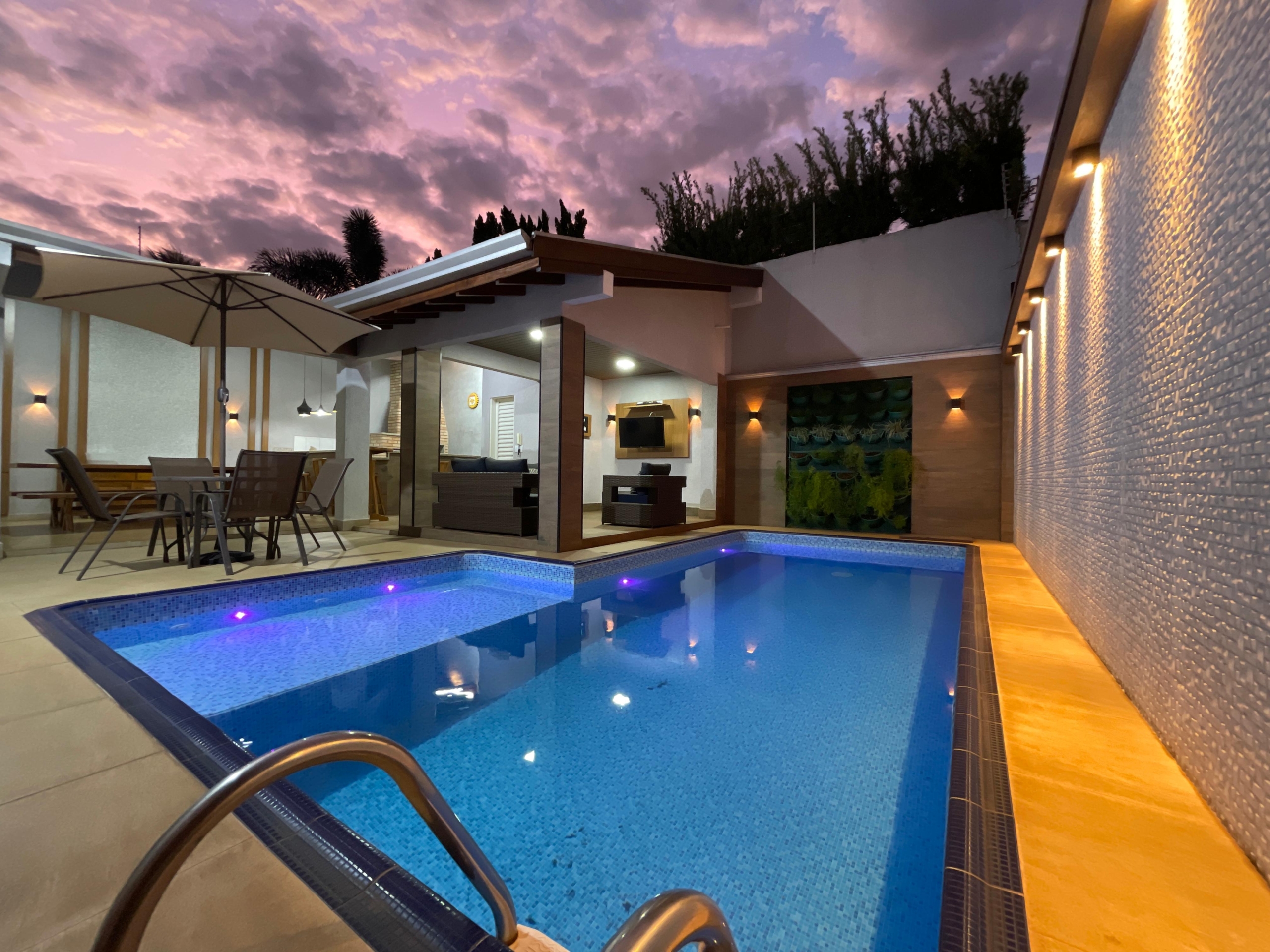 2a4cd9ef-05ed-4aa8-a185-216efd0b2012