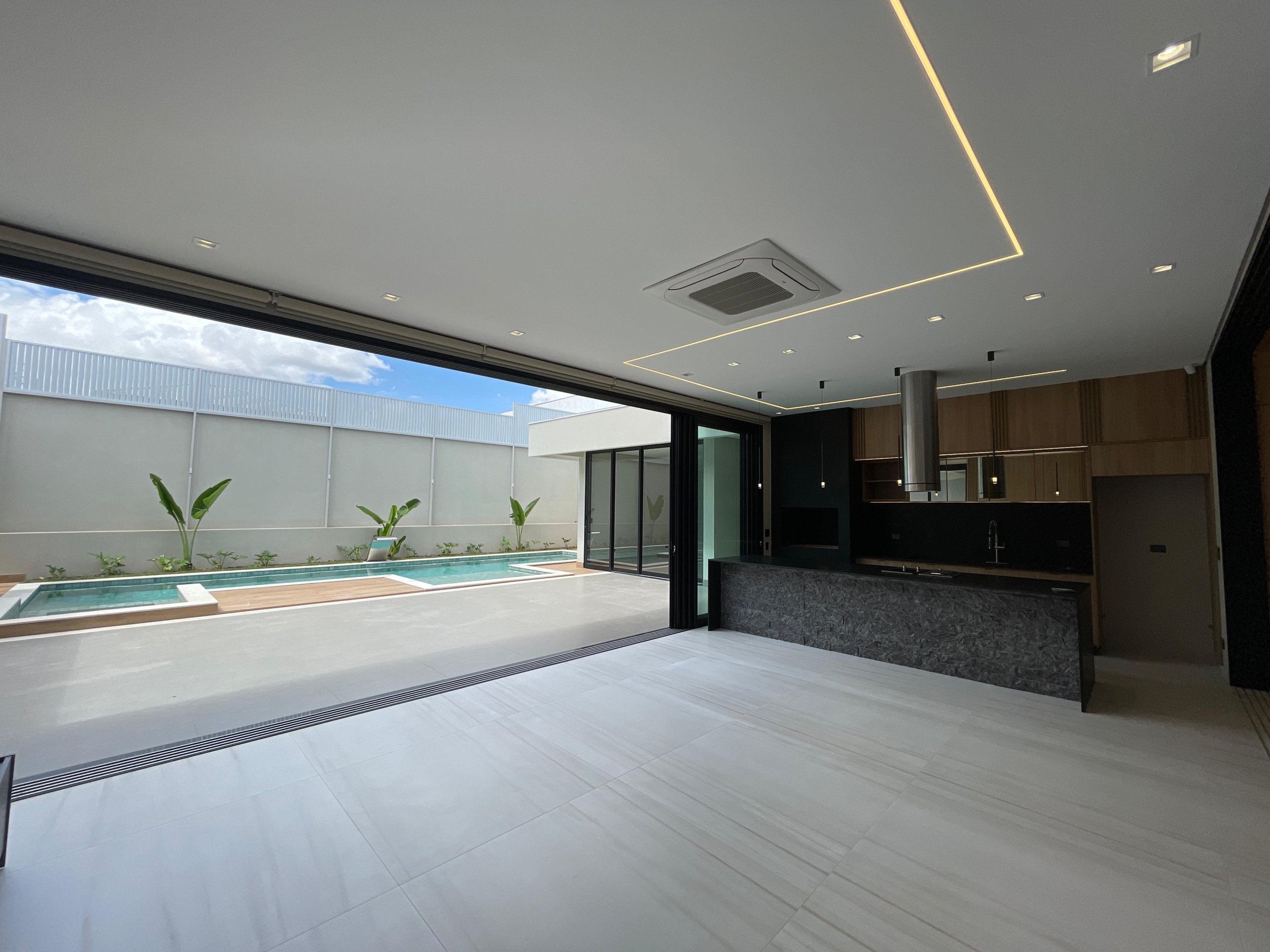 2a61cfef-74fc-47e6-b1e7-2c50075ff001