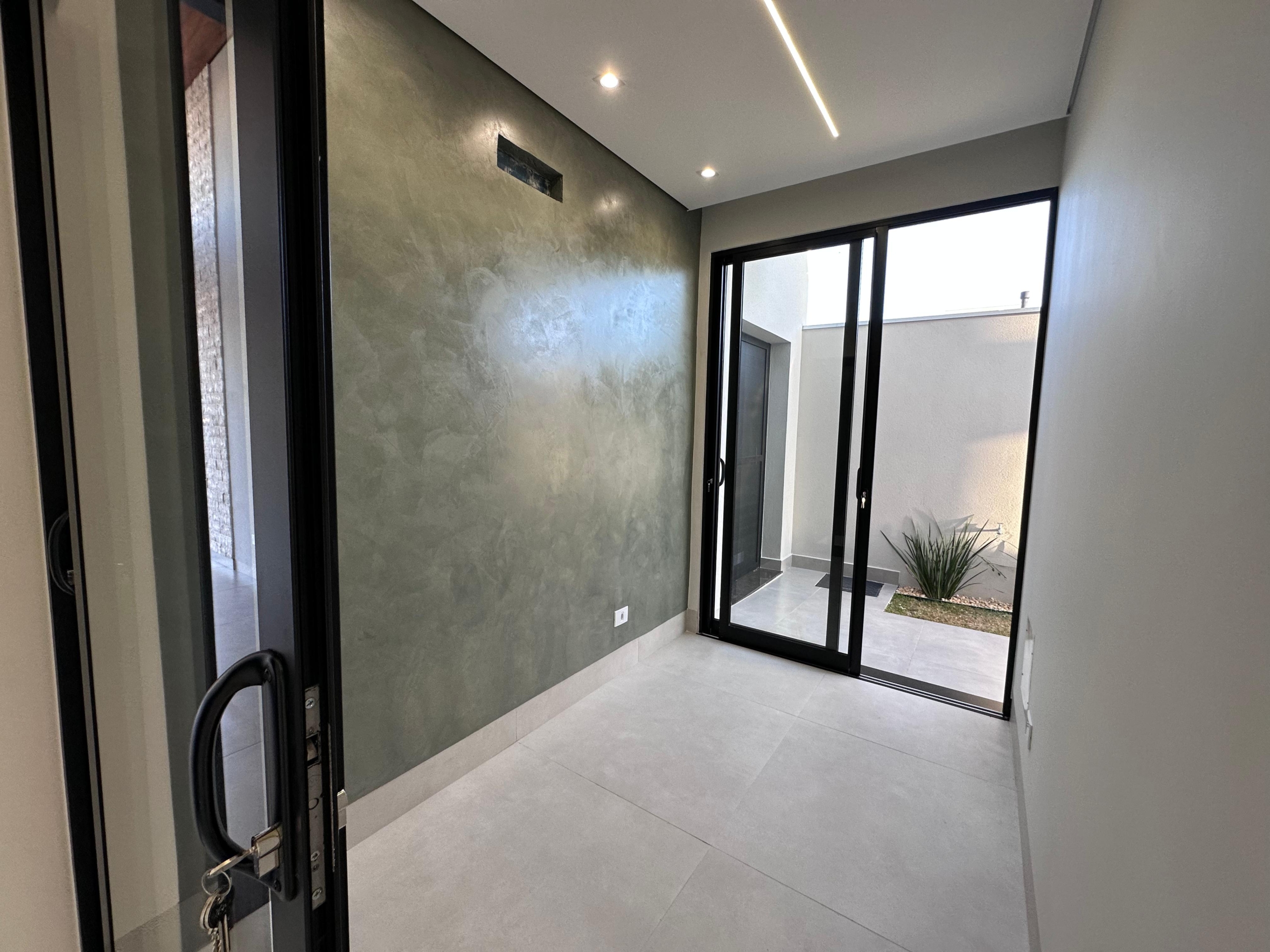 387ef6cf-6556-4c7a-994a-2391c5d76b41