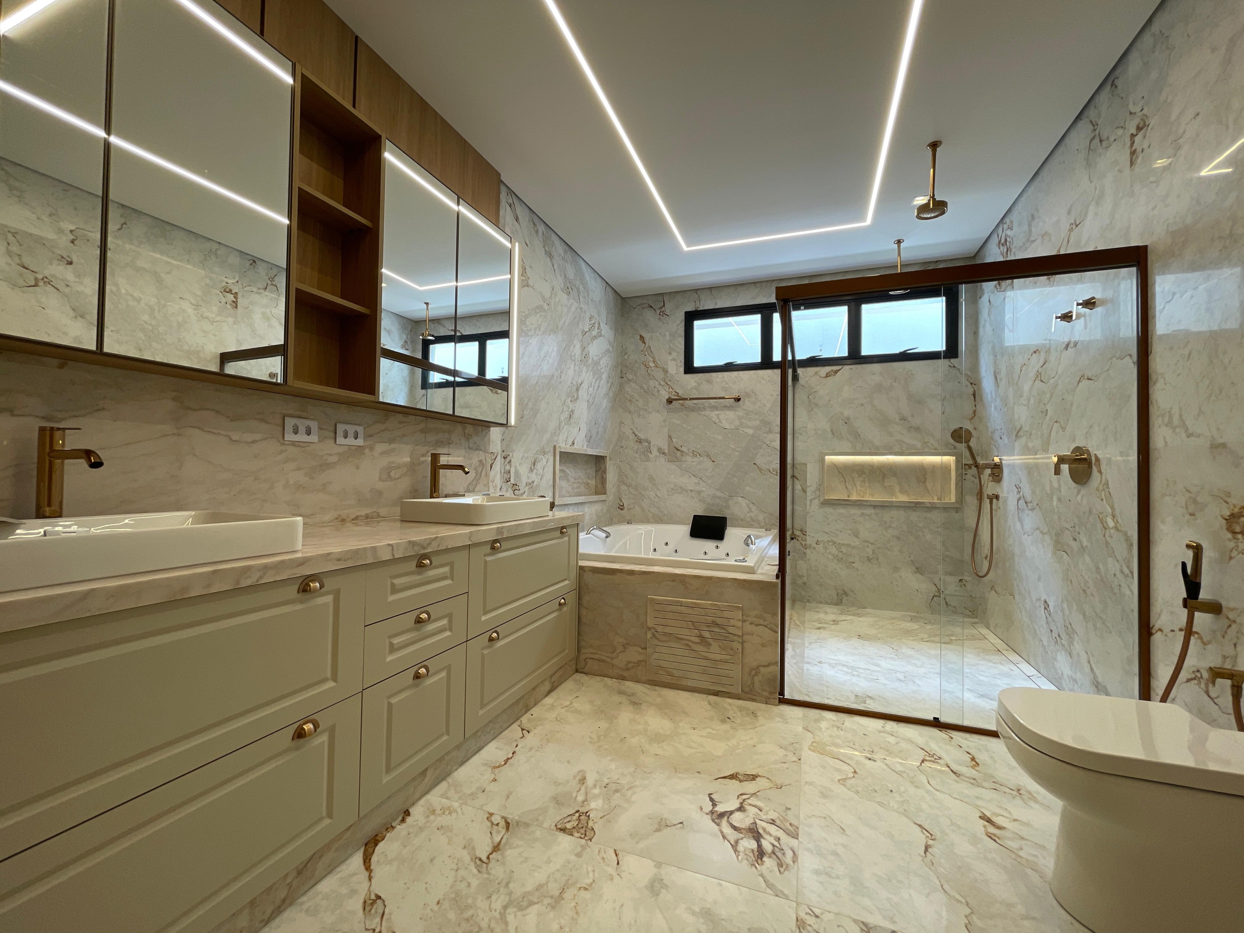 61310754-9160-4009-8464-b8c4cfb0be1f