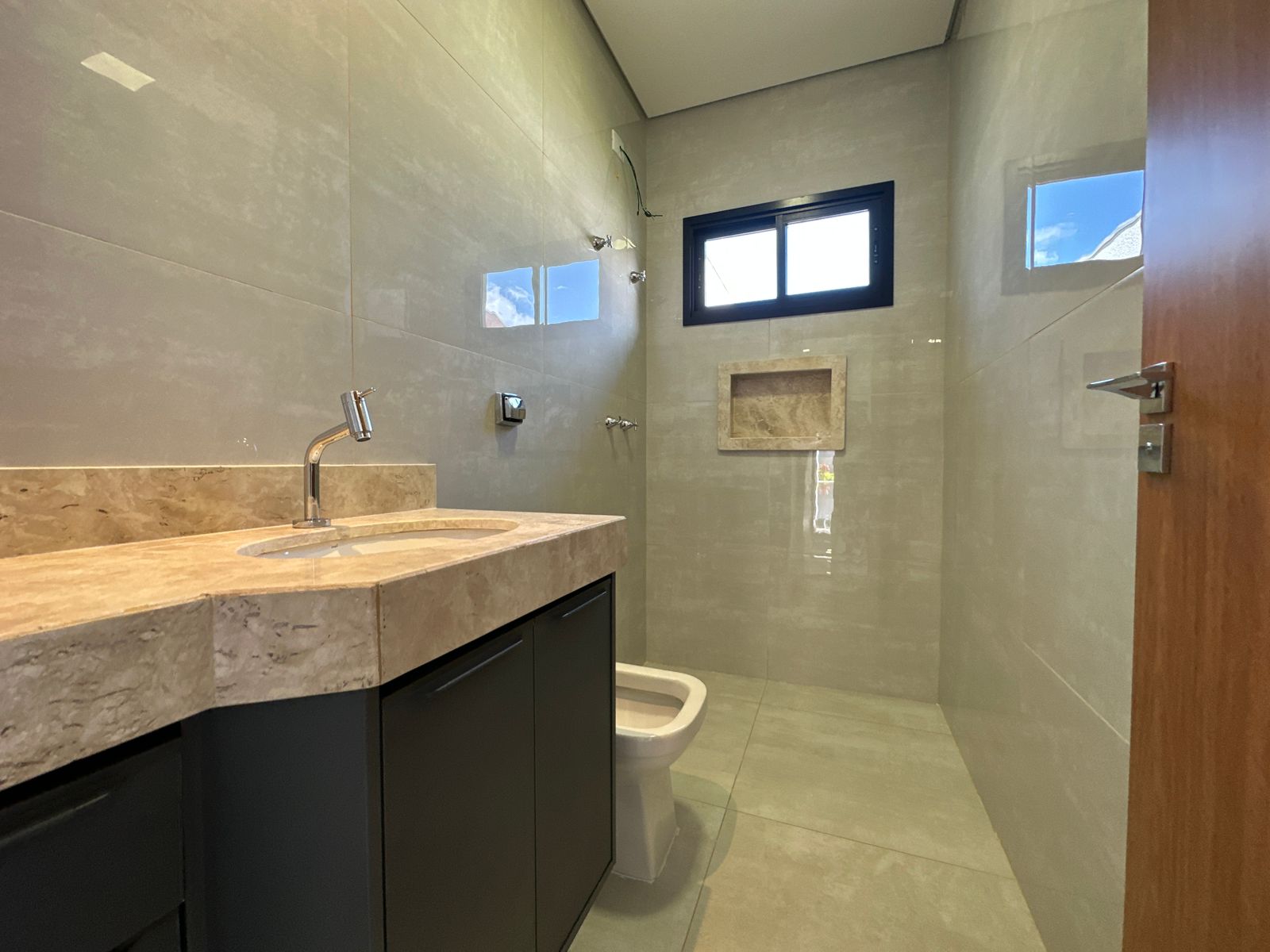 644c6fcf-02f9-4262-bcda-cf96581e62d1