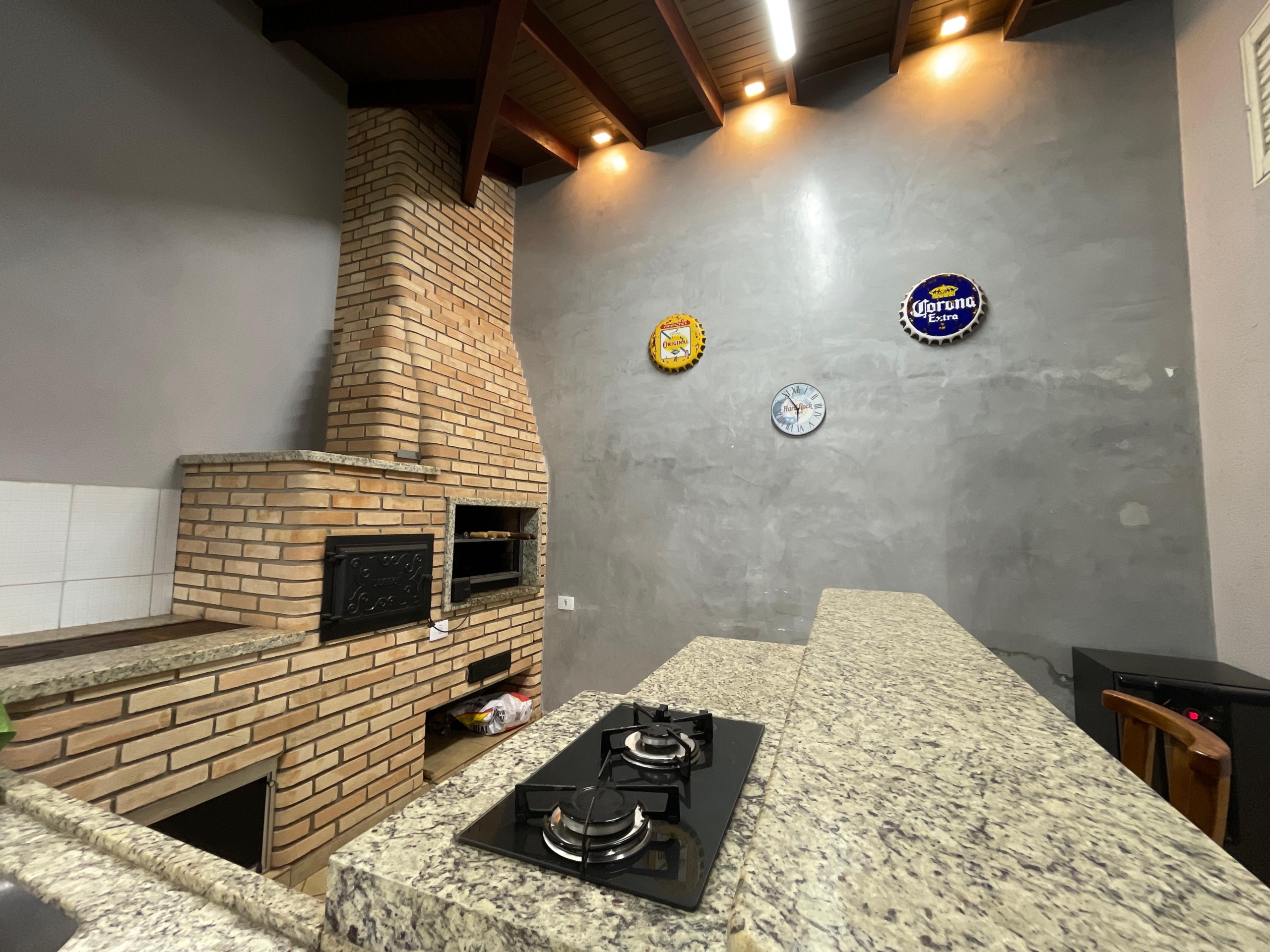 6d380b07-1a25-438c-954b-0b4db880a02d