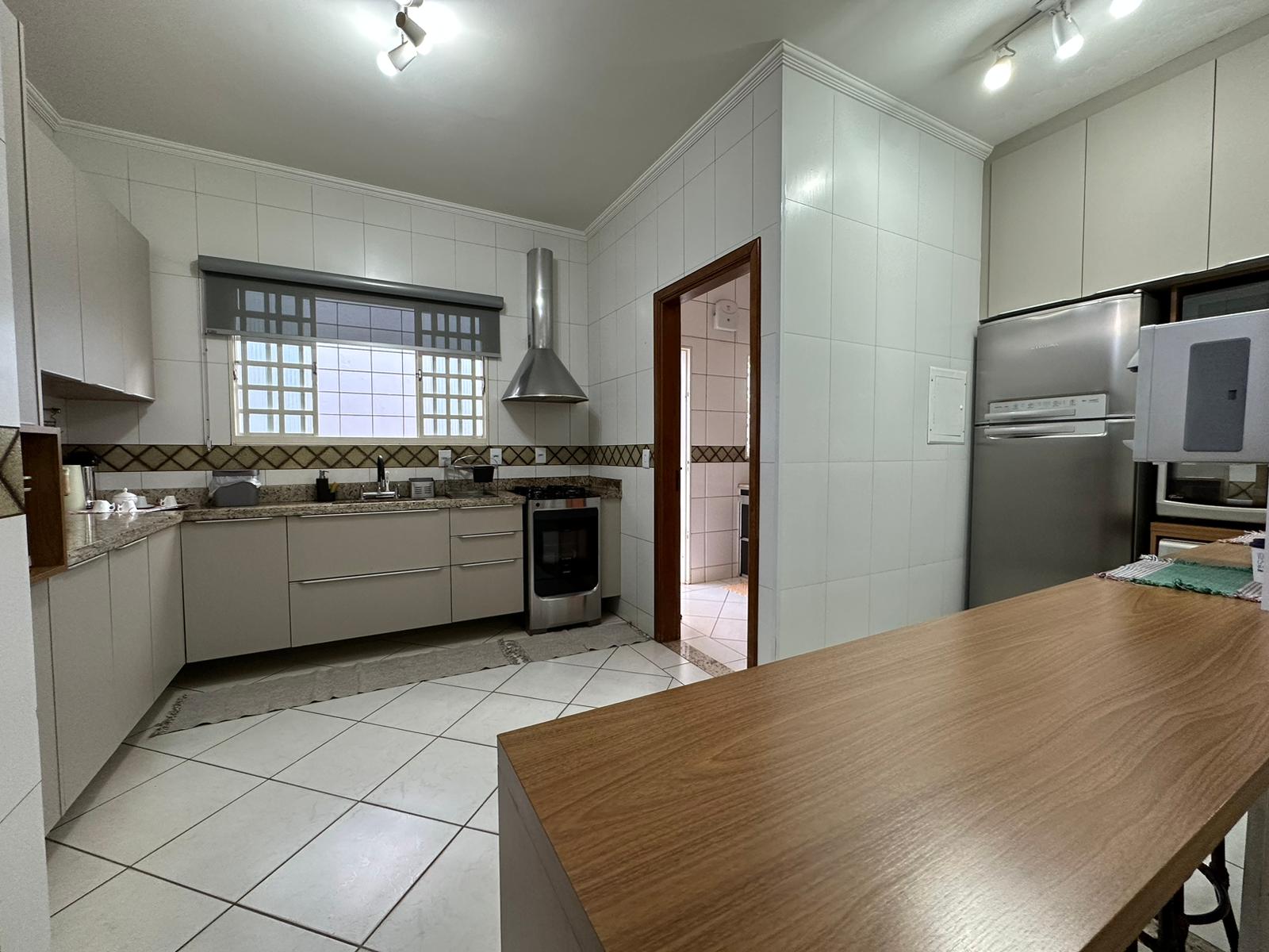 8e9303c4-bc81-43b9-a4ce-c3895df34c63