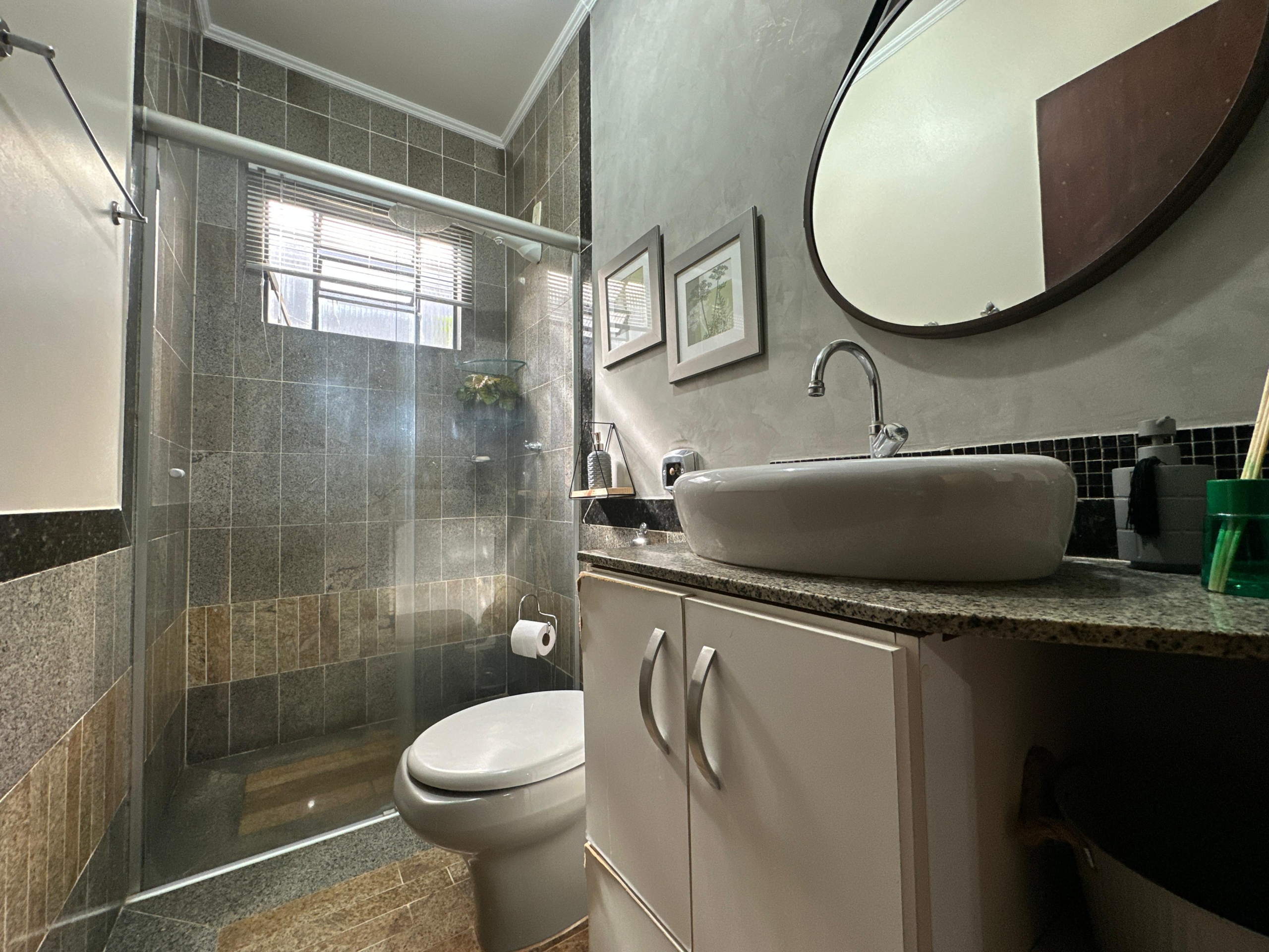 aa8e1908-92e6-4c8b-a59c-820d2d7cdb09