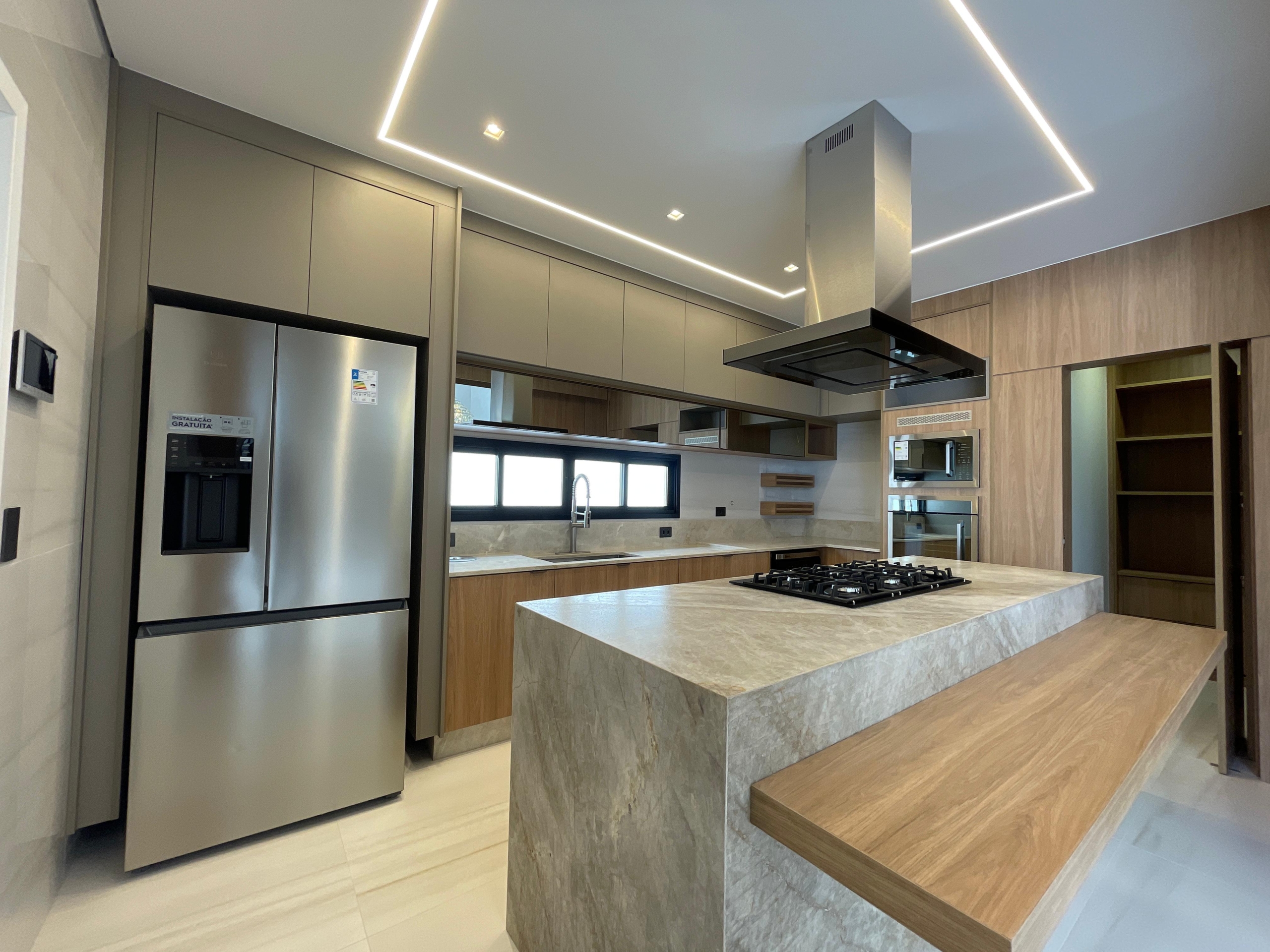 abb809be-cc46-4649-906c-6f51e7010896