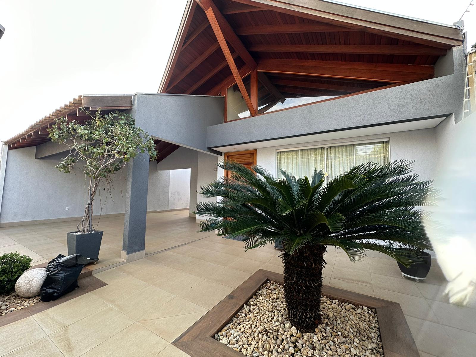 e093bff4-4f8f-4135-acfb-4005df7383cc