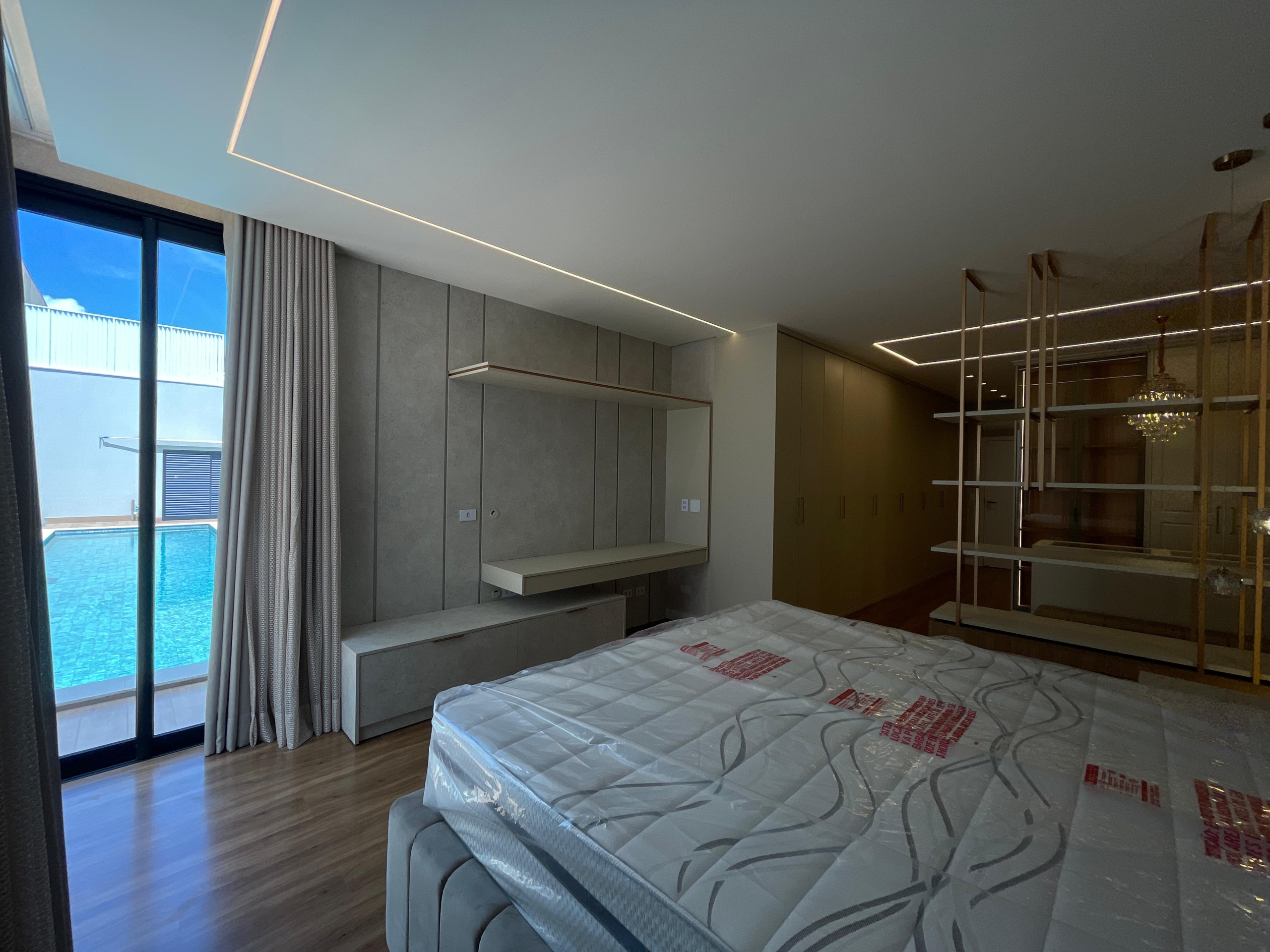 f2b879c5-f427-451d-a78d-9555be3980a9