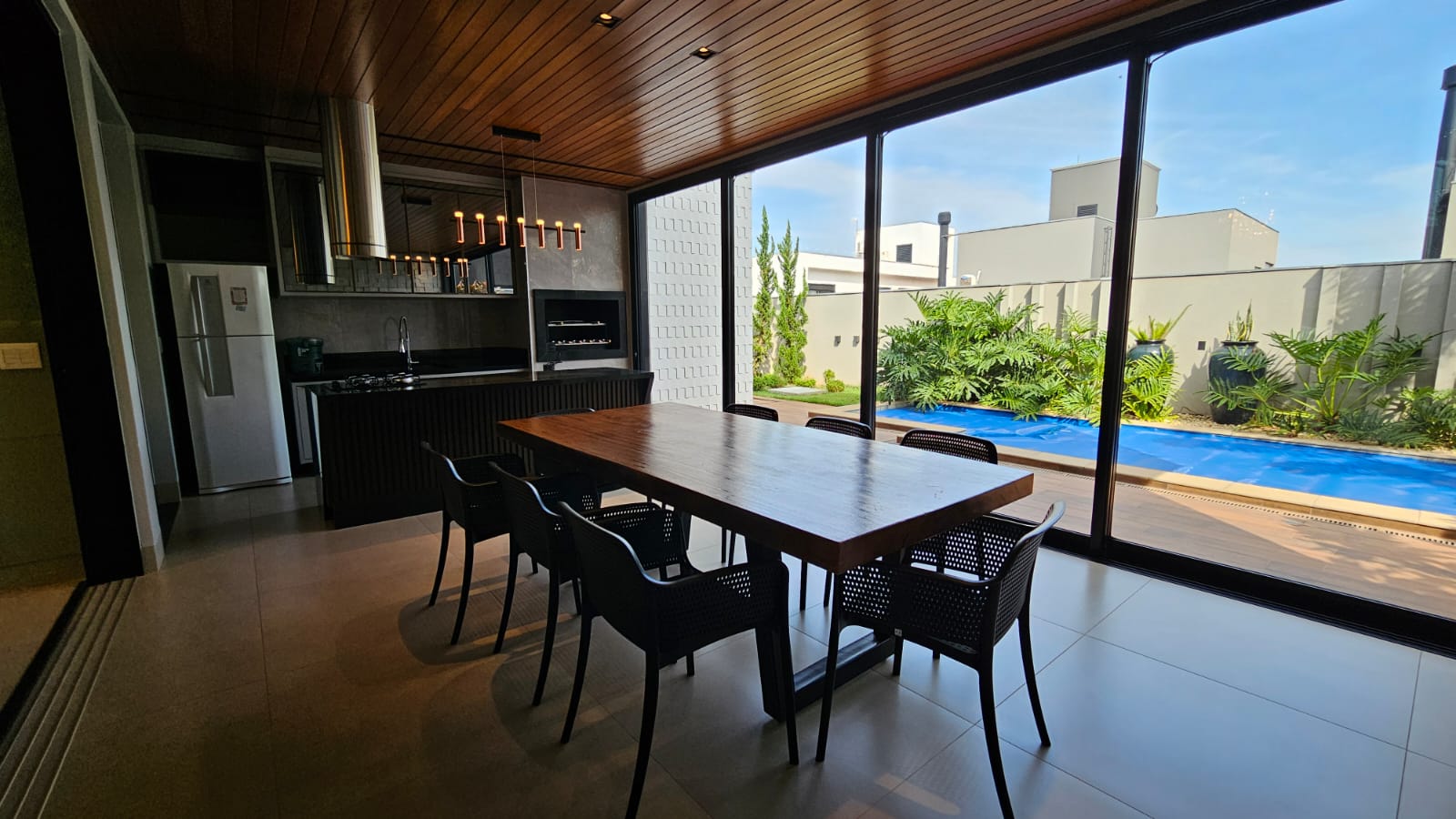 162ddf26-1950-4a38-a3dc-2cf5d61e3514