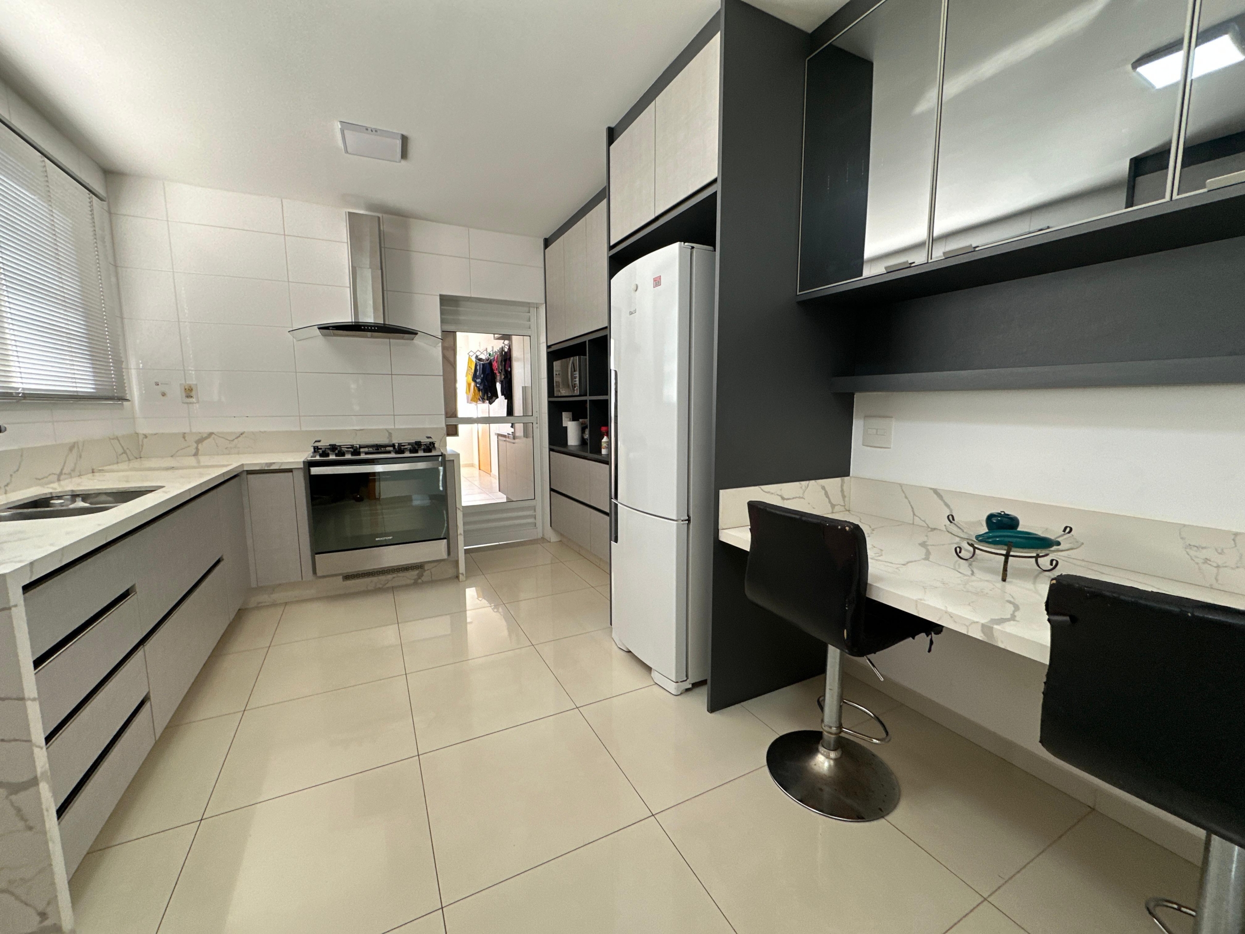 1dc2f9f8-4954-4325-91b7-fe357abf81af