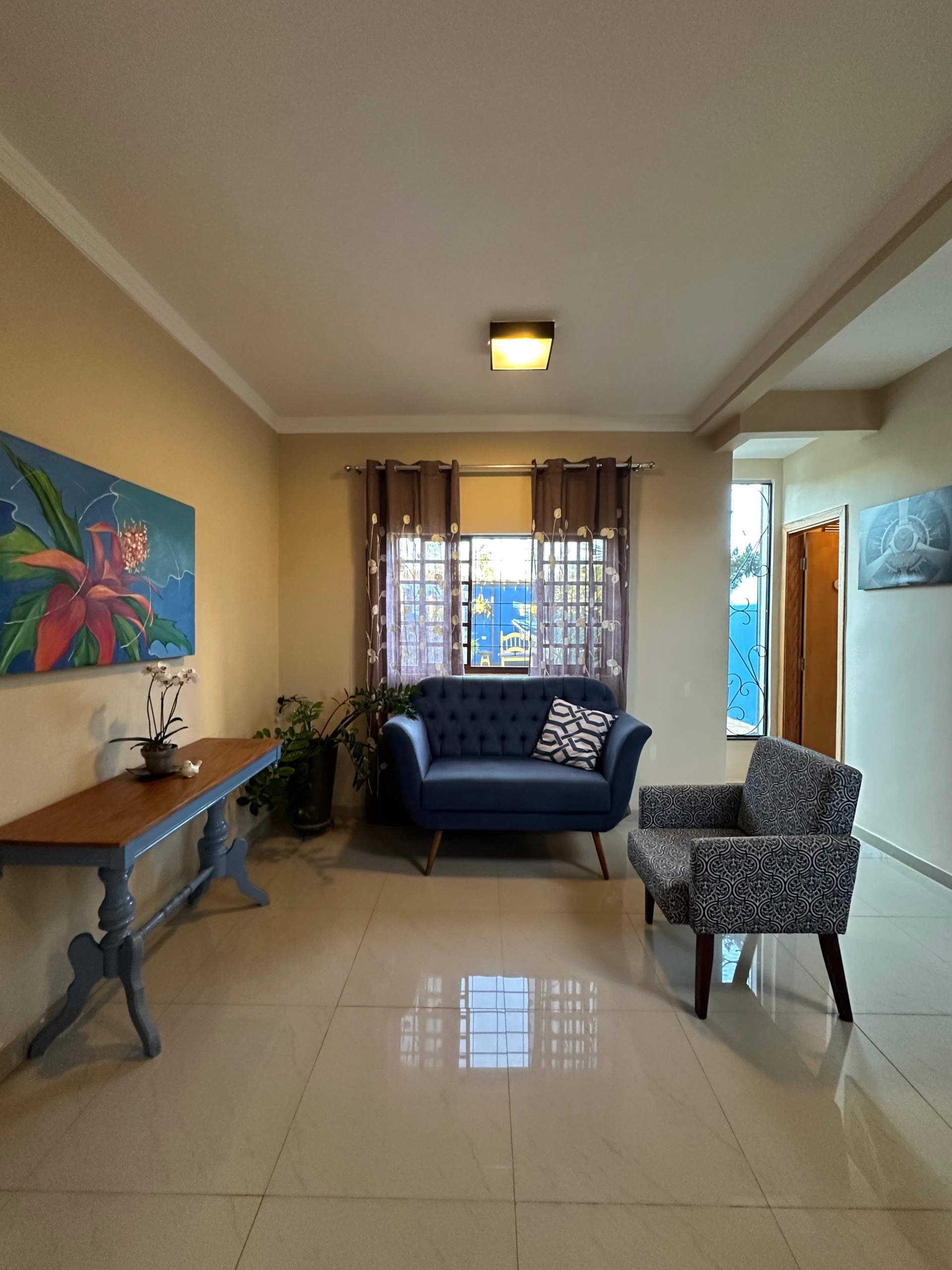 1e4dcf64-bf54-4375-b51f-1f6fc2276111