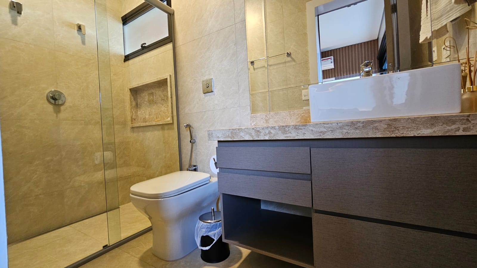 2434f7d4-932a-46b3-8ffe-0827db300c1d