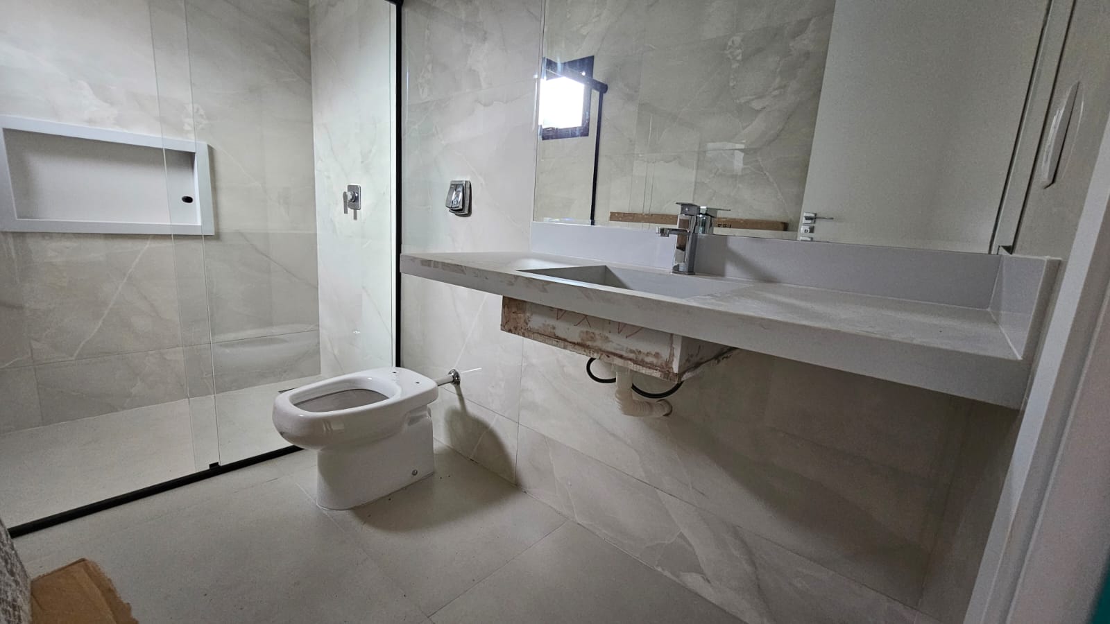 295f8e13-4754-4081-93f8-f9a2d69dafa3