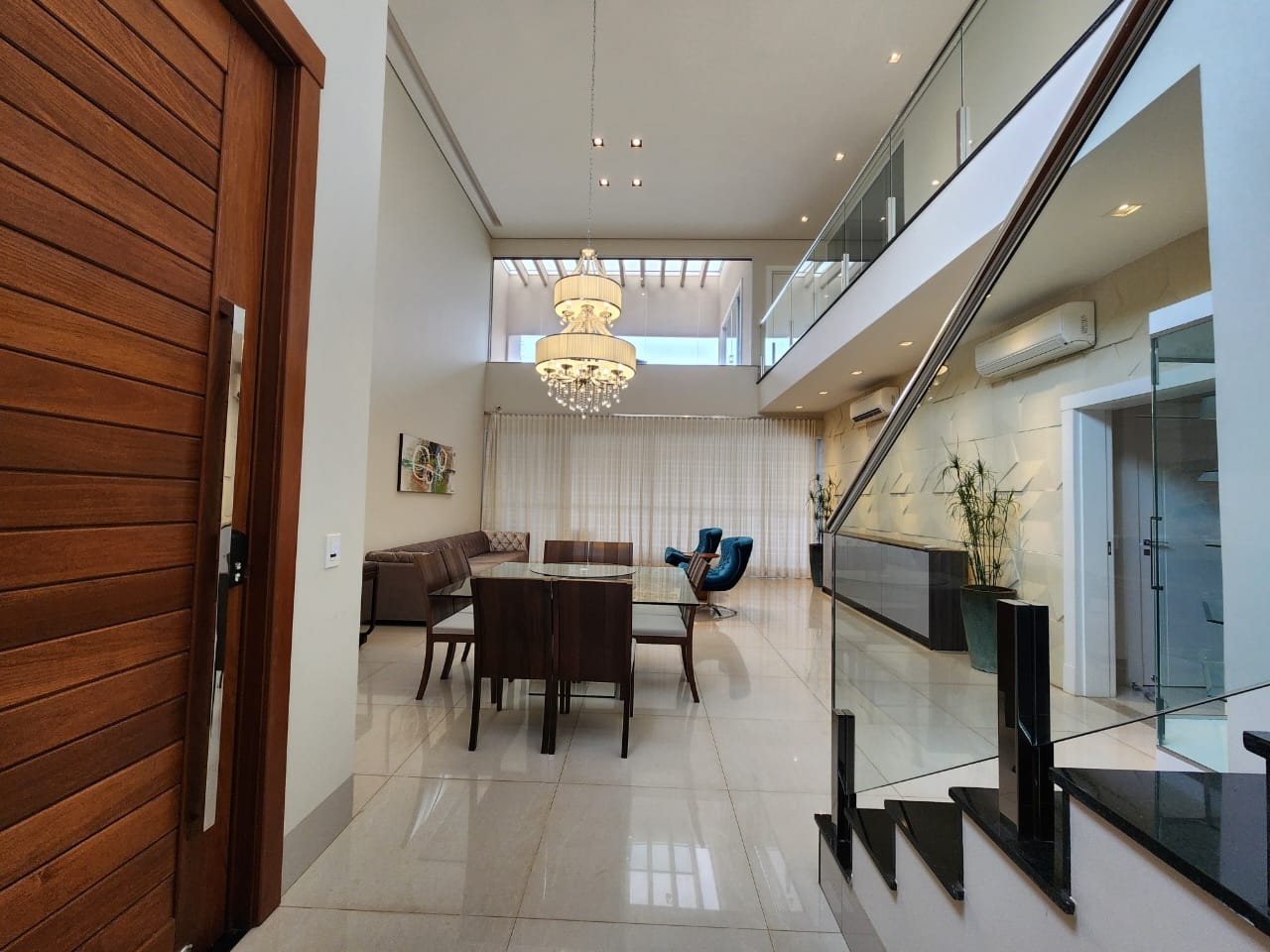 5b8c8444-abaa-4c04-b2d2-30cf0725672a_Easy-Resize.com