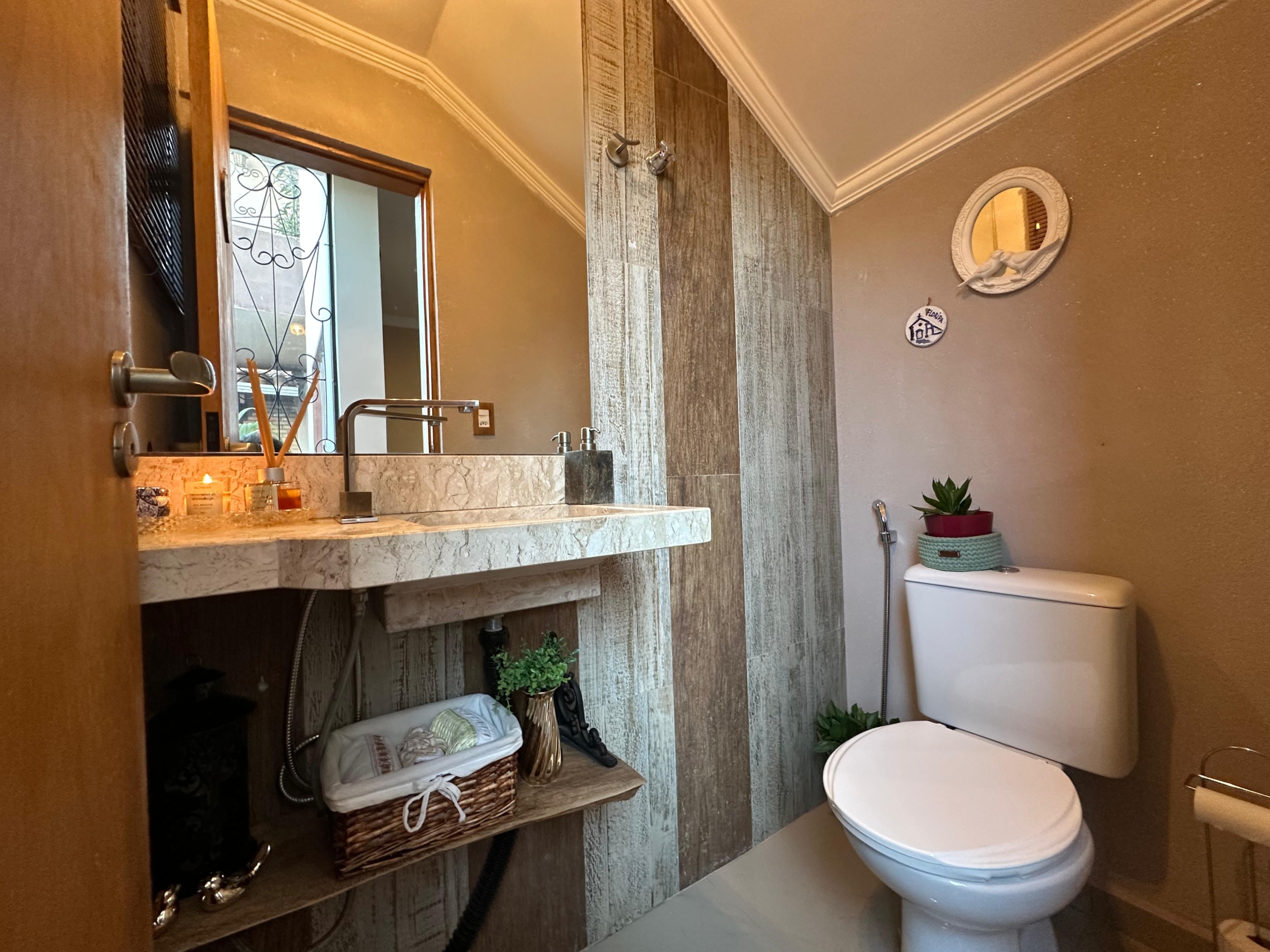 71413b4f-2194-4fe2-9229-0753d2837c68