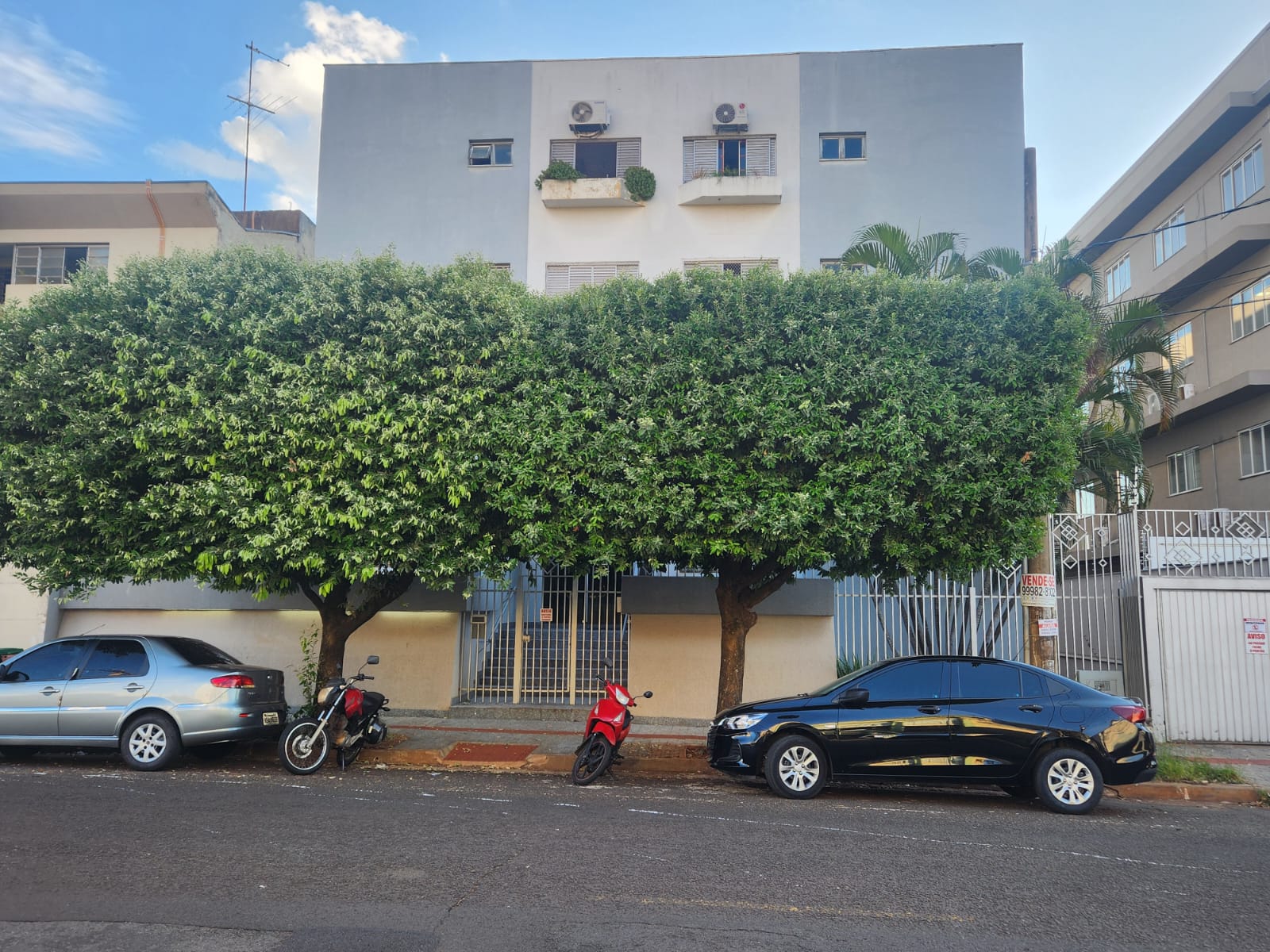 73b17ba0-1f31-4fc8-80ab-0429f914f060