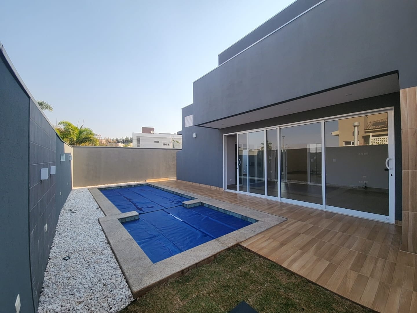 9384b84f-e1a6-45b8-8bb0-f110b100ddf6