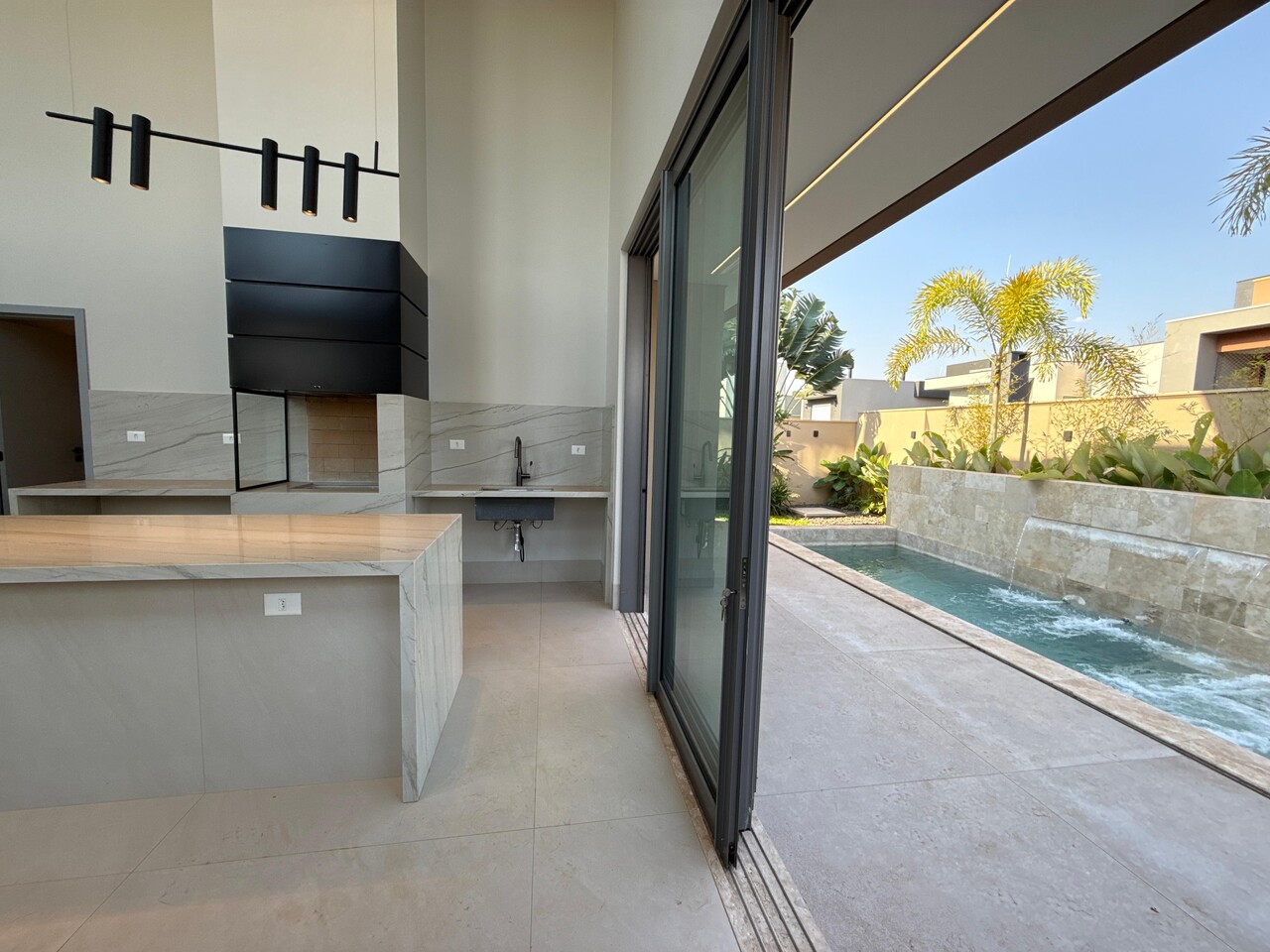 WhatsApp Image 2025-09-23 at 07.40.06 (1)_Easy-Resize.com