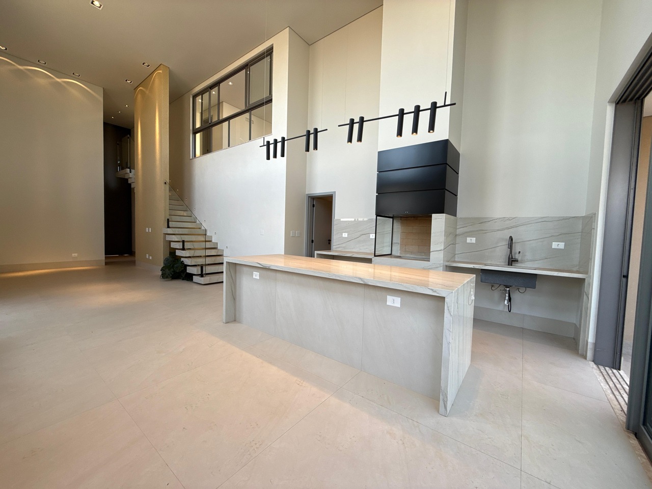 WhatsApp Image 2025-09-23 at 07.40.06_Easy-Resize.com