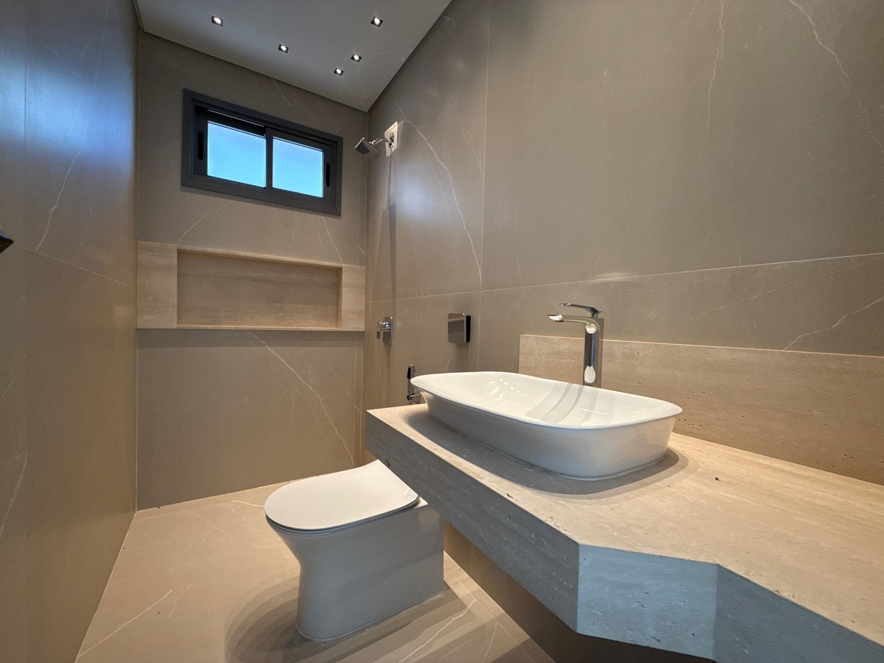 WhatsApp Image 2025-09-23 at 07.40.10 (1)_Easy-Resize.com