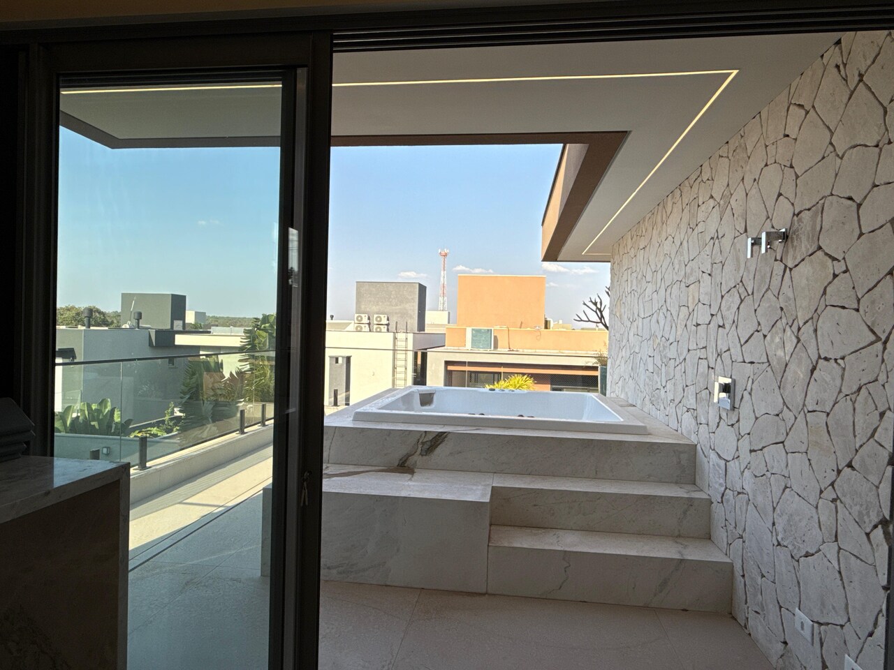 WhatsApp Image 2025-09-23 at 07.40.18 (1)_Easy-Resize.com