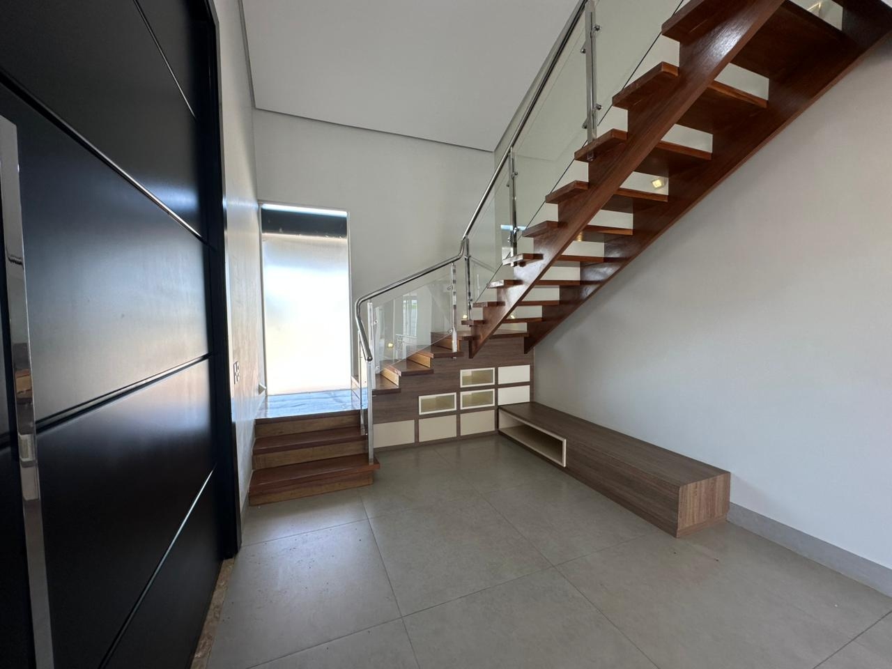 WhatsApp Image 2025-10-10 at 14.02.39 (1)_Easy-Resize.com