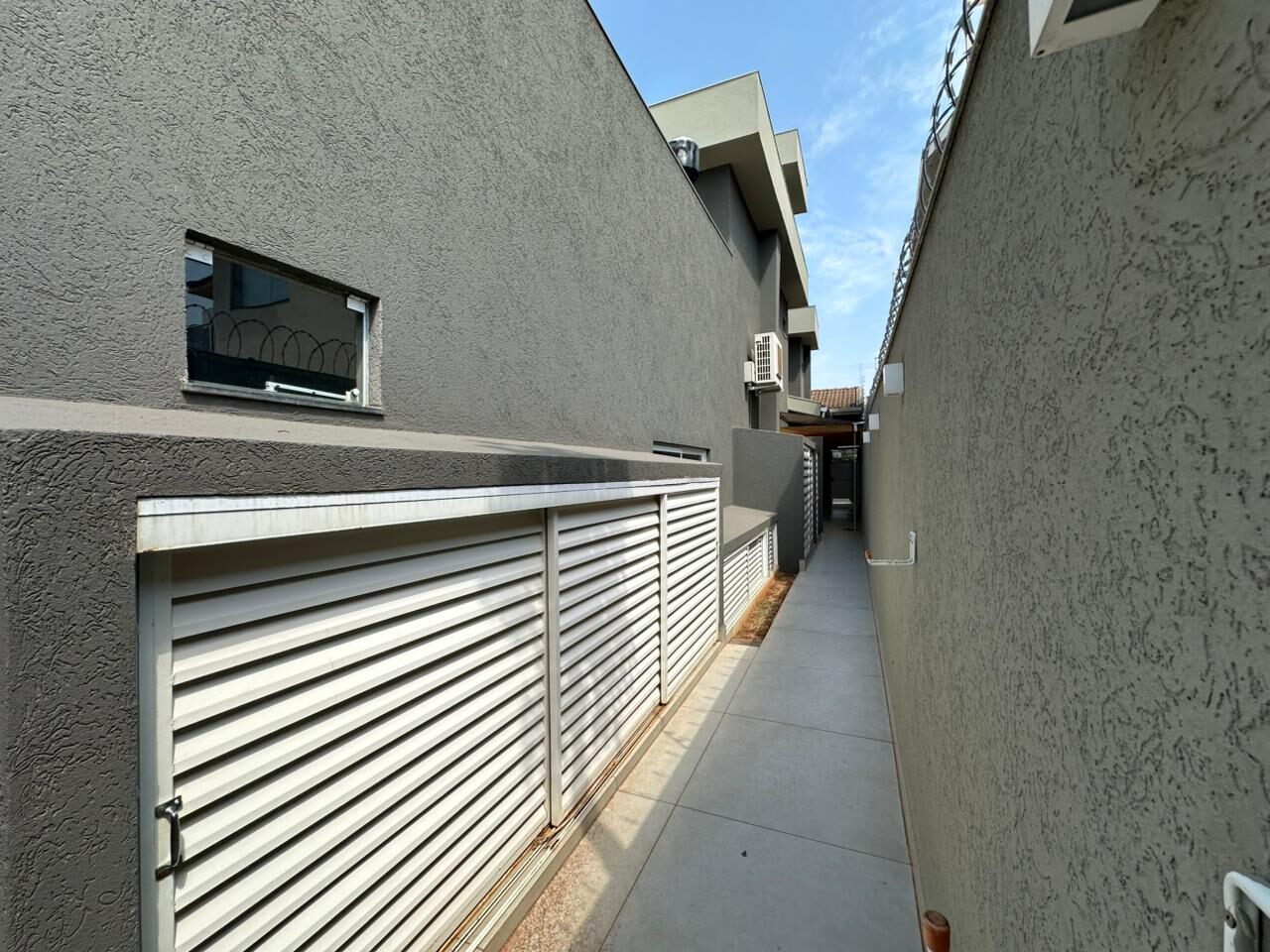 WhatsApp Image 2025-10-10 at 14.02.44 (1)_Easy-Resize.com