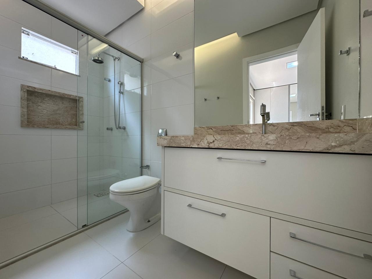 WhatsApp Image 2025-10-10 at 14.02.48_Easy-Resize.com