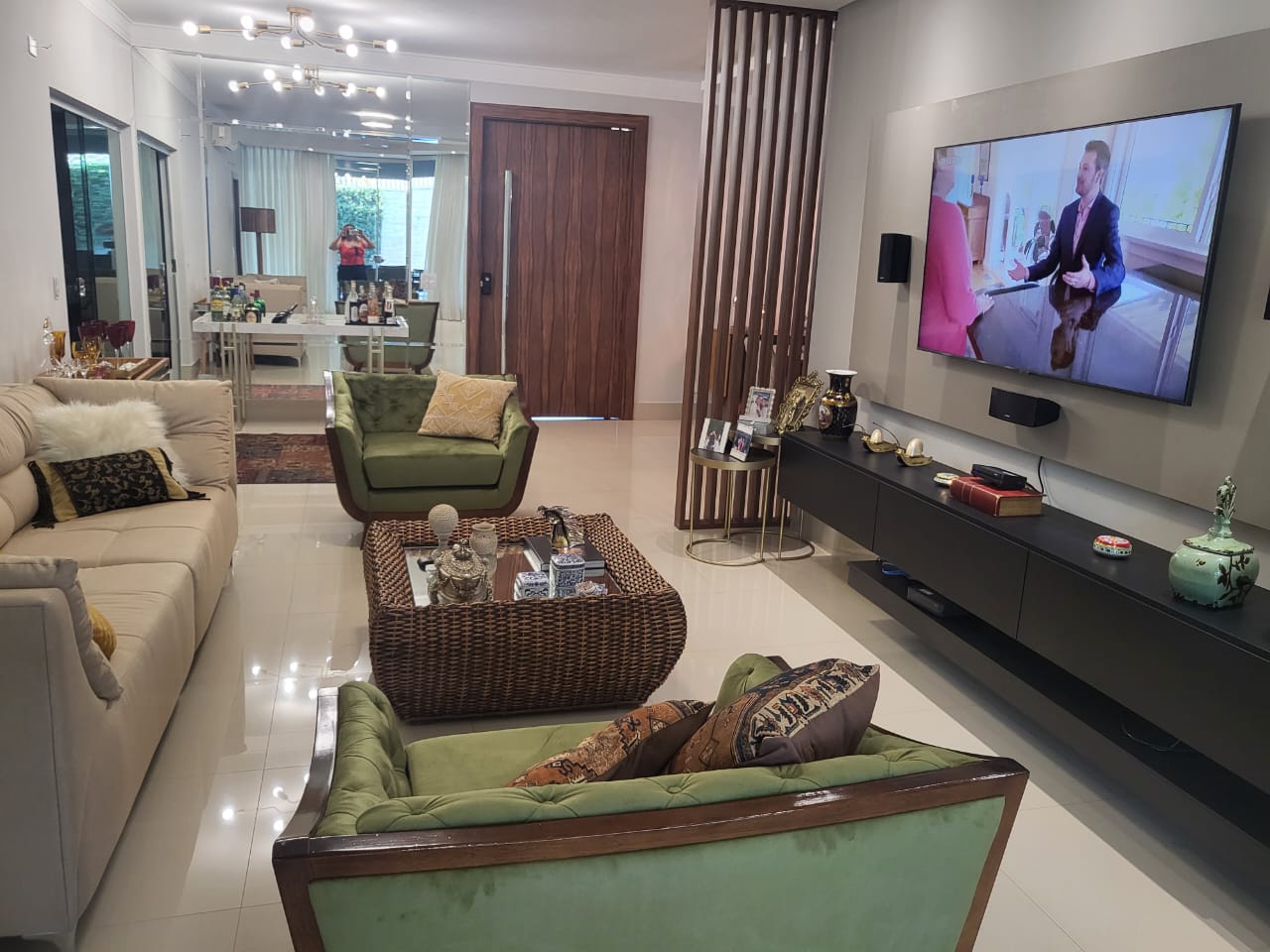 WhatsApp Image 2025-10-29 at 18.18.02 (2)