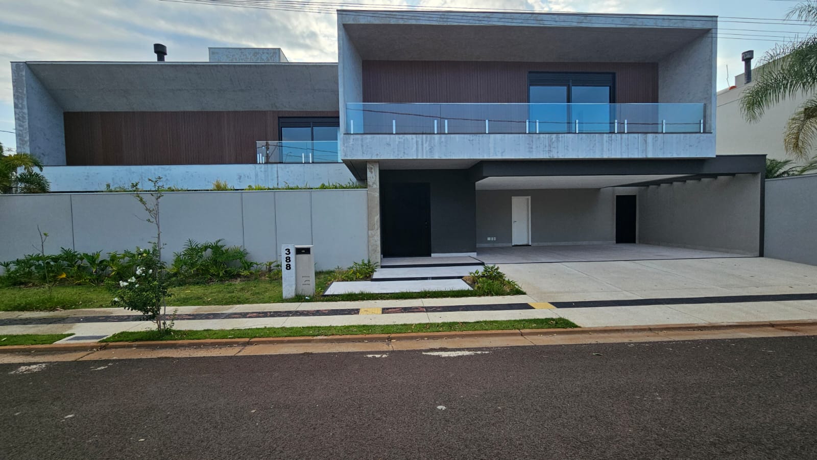 WhatsApp Image 2025-11-03 at 12.13.08