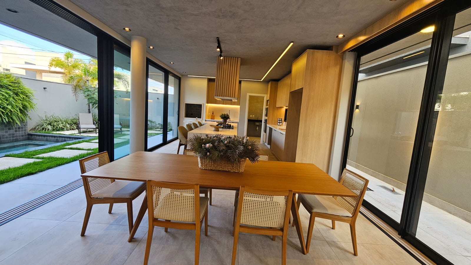 WhatsApp Image 2025-11-03 at 12.16.33