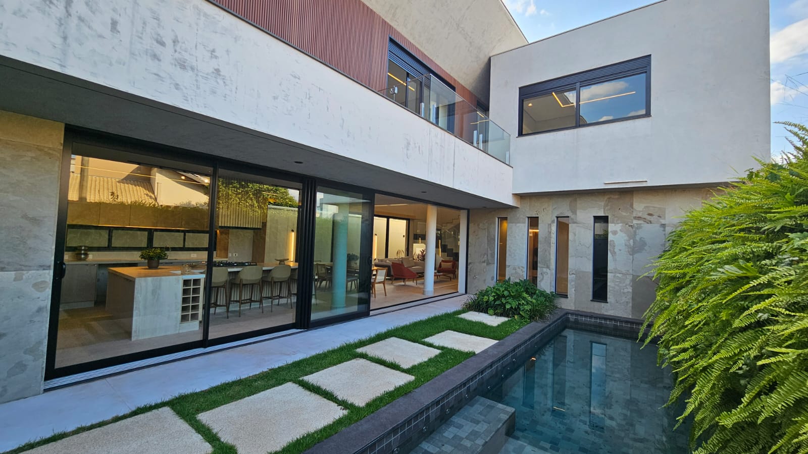 WhatsApp Image 2025-11-03 at 12.17.01