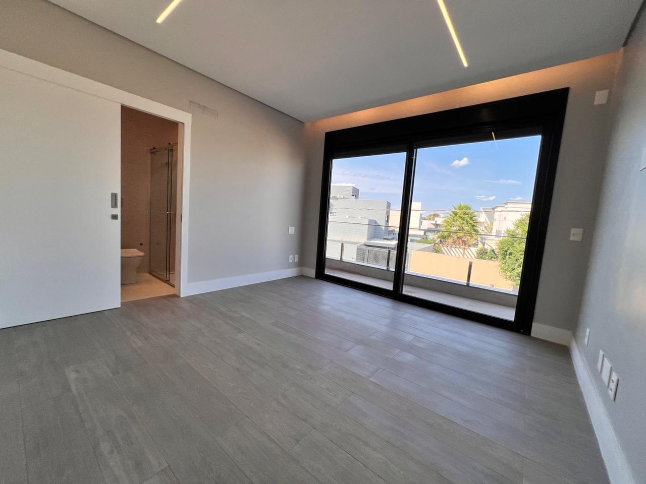 WhatsApp Image 2025-11-03 at 12.24.19 (1)