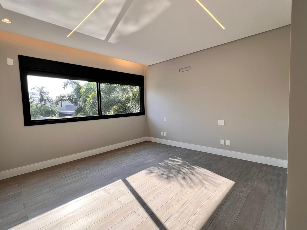 WhatsApp Image 2025-11-03 at 12.25.38