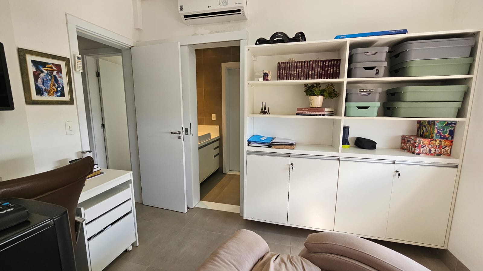 WhatsApp Image 2025-11-10 at 13.17.51