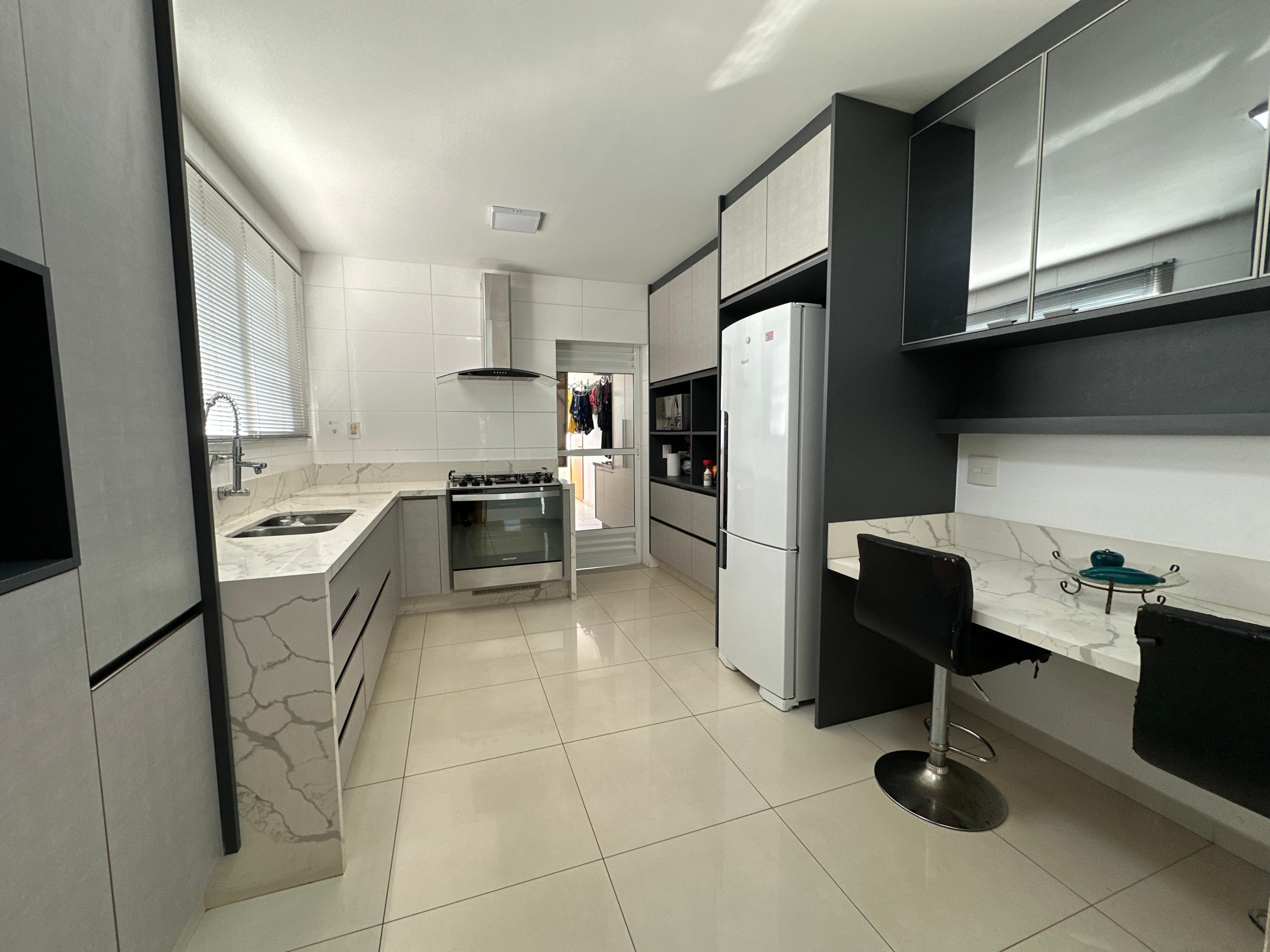 a608f0ed-cad6-429b-adbc-cf5d60c7b762