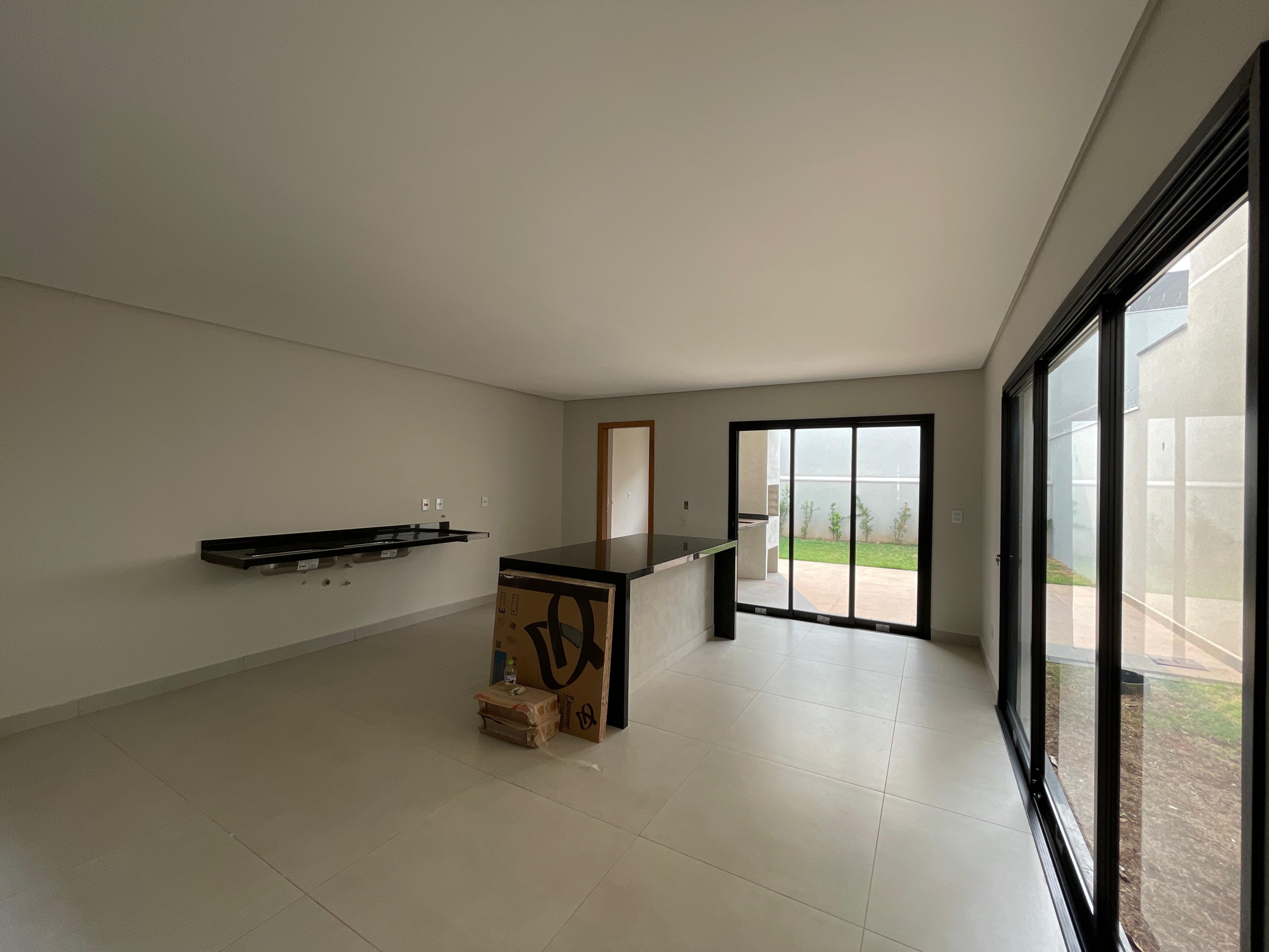 b71be9ae-1b1e-4996-afef-56a5e3dfb784