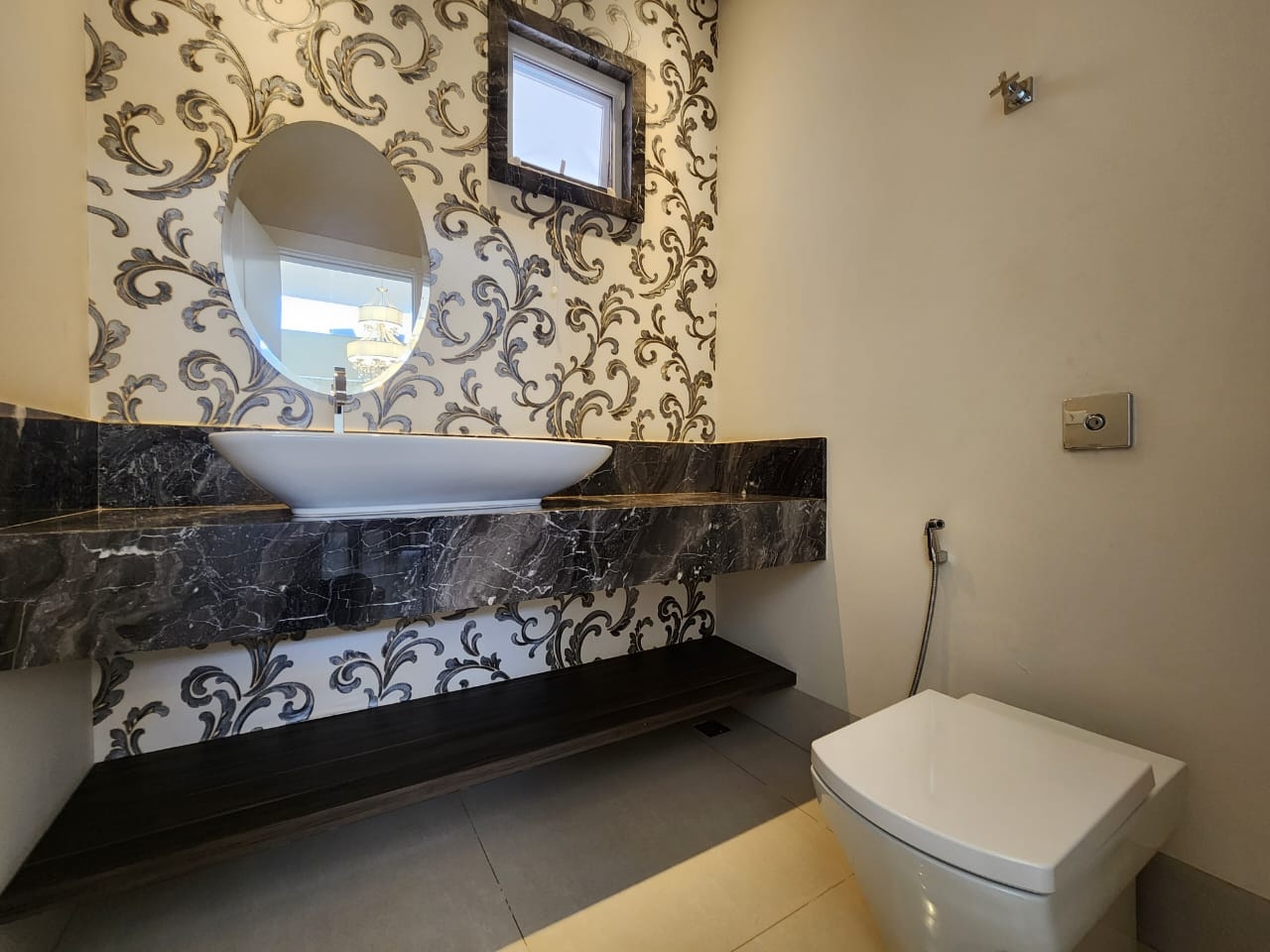 c195f376-1a8e-4019-8773-27ef2f1760e0_Easy-Resize.com