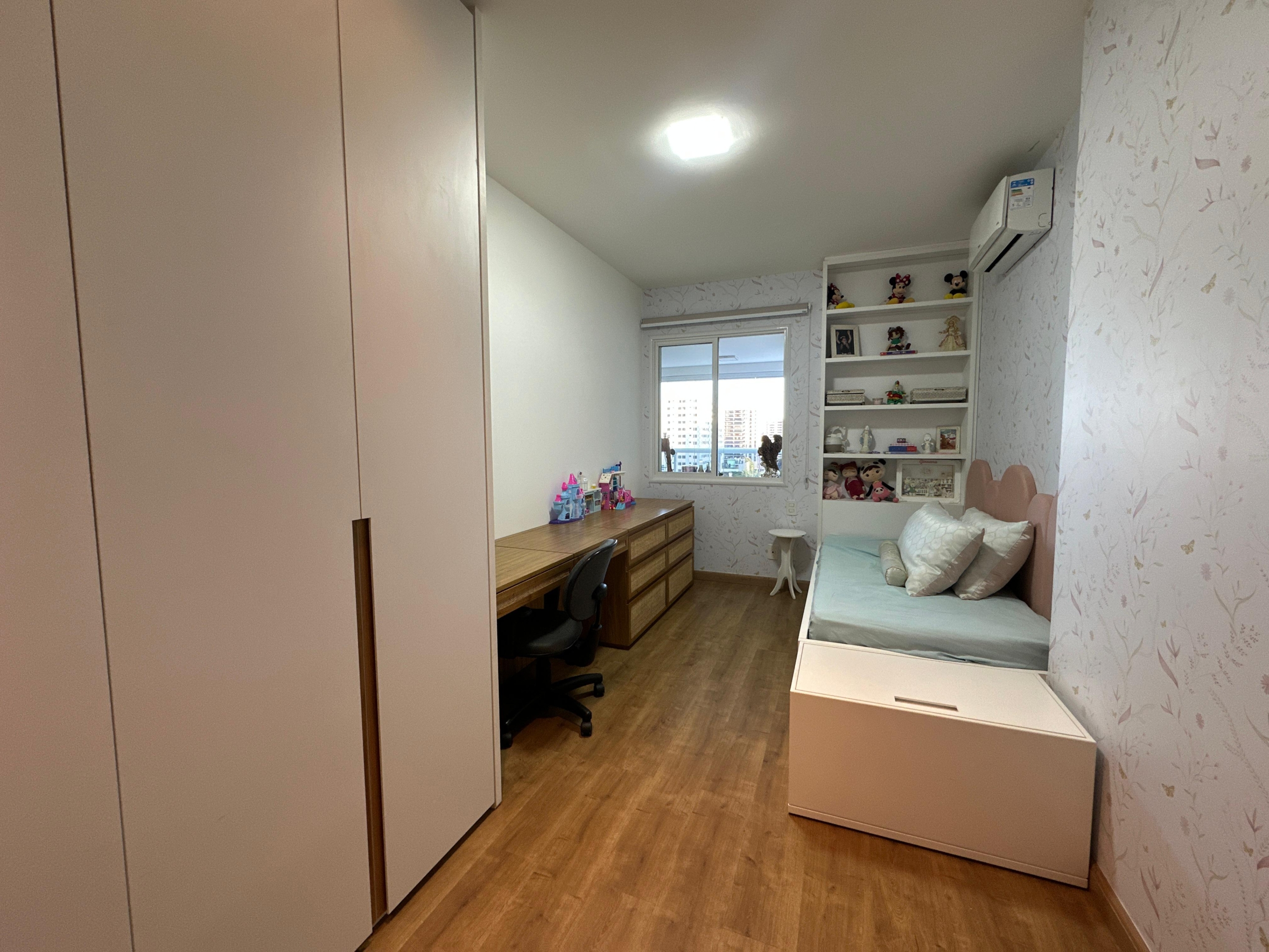 c7188234-4a0a-44a7-8954-68923197cfbb