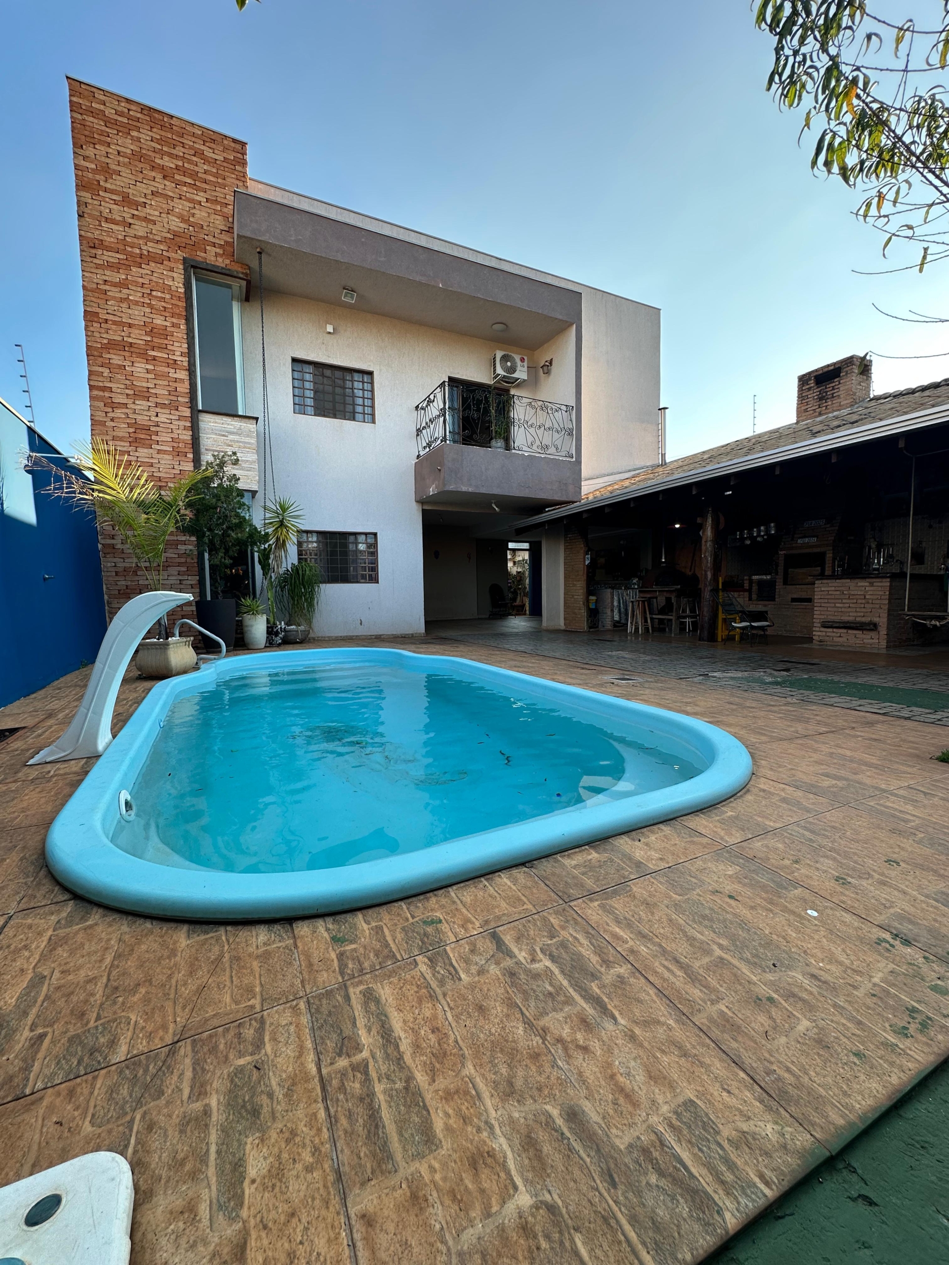 c7c5f257-1a37-40d7-9803-c59c3d5ae526