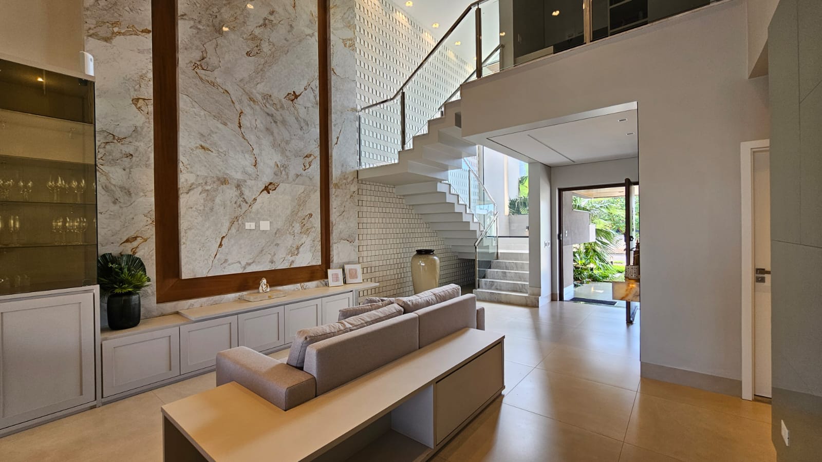 cbccd56b-19fa-4c81-84ae-0fb4dd889a79