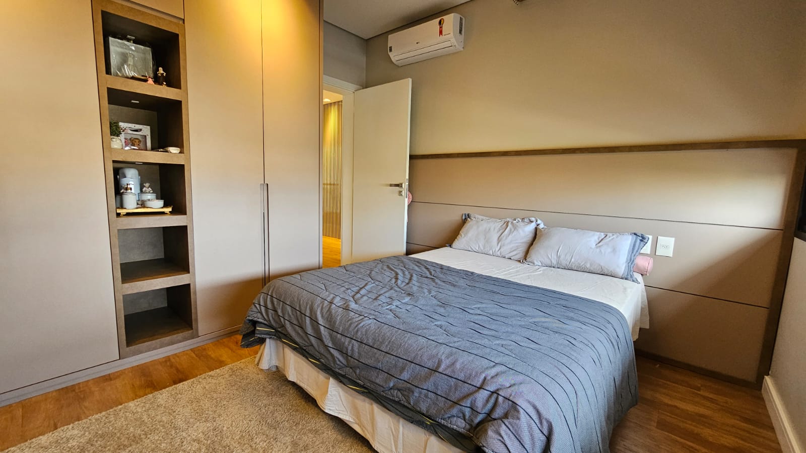 cfff9ae4-3252-489a-839b-7295180deb6f